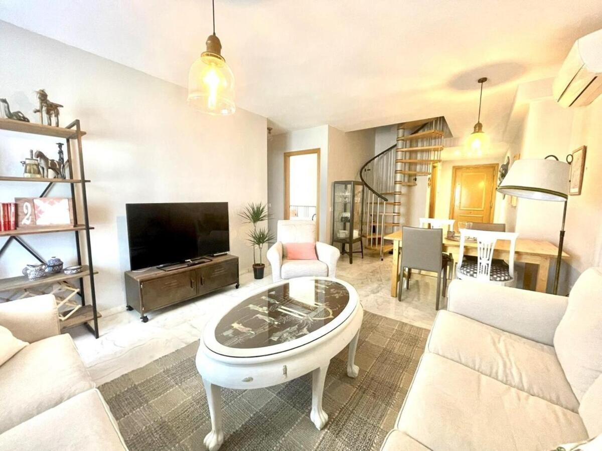 Calu Homes Duplex Cerca Playa De Huelin Apartment