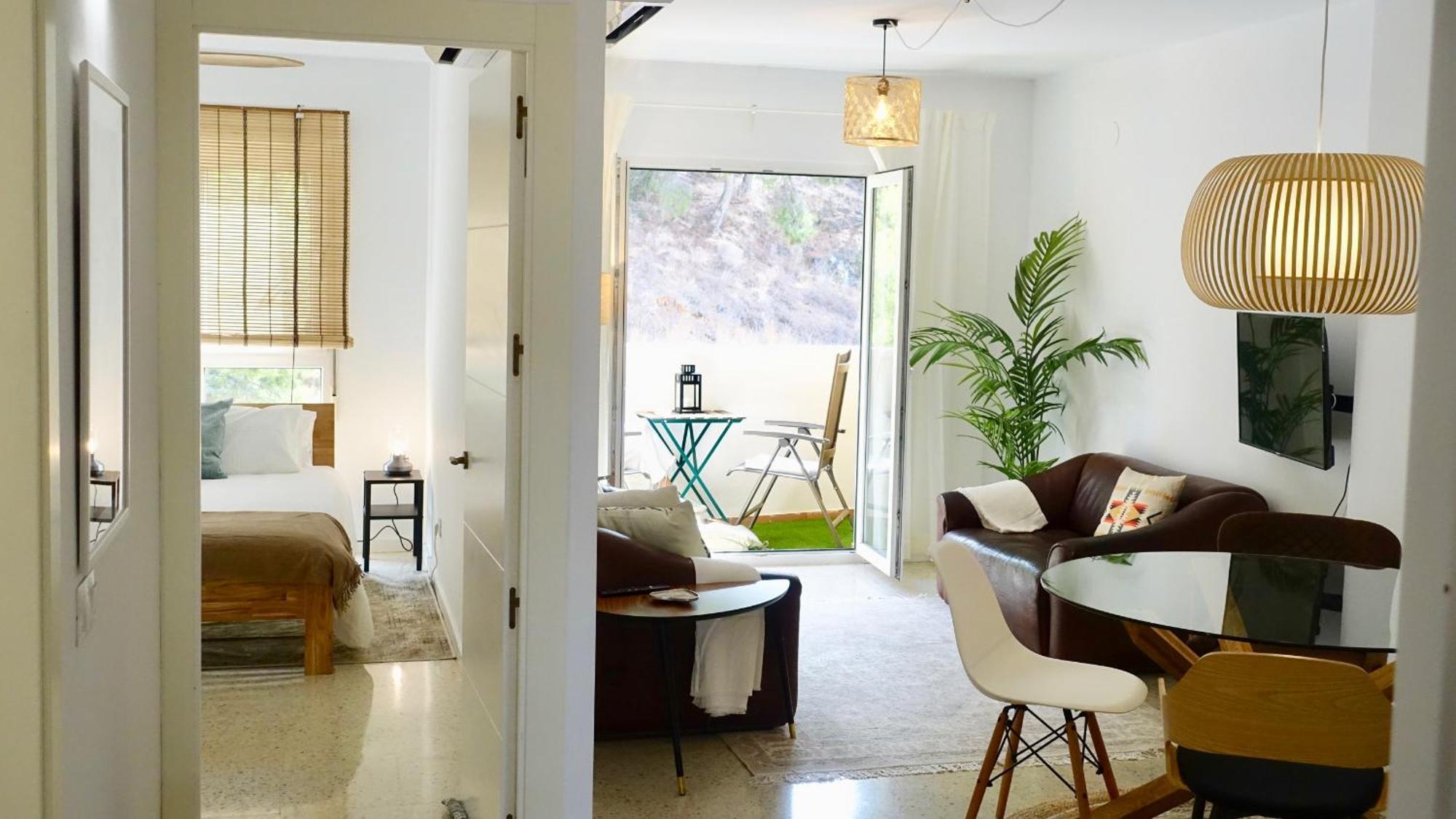 Large With Great Views Apartment Malaga