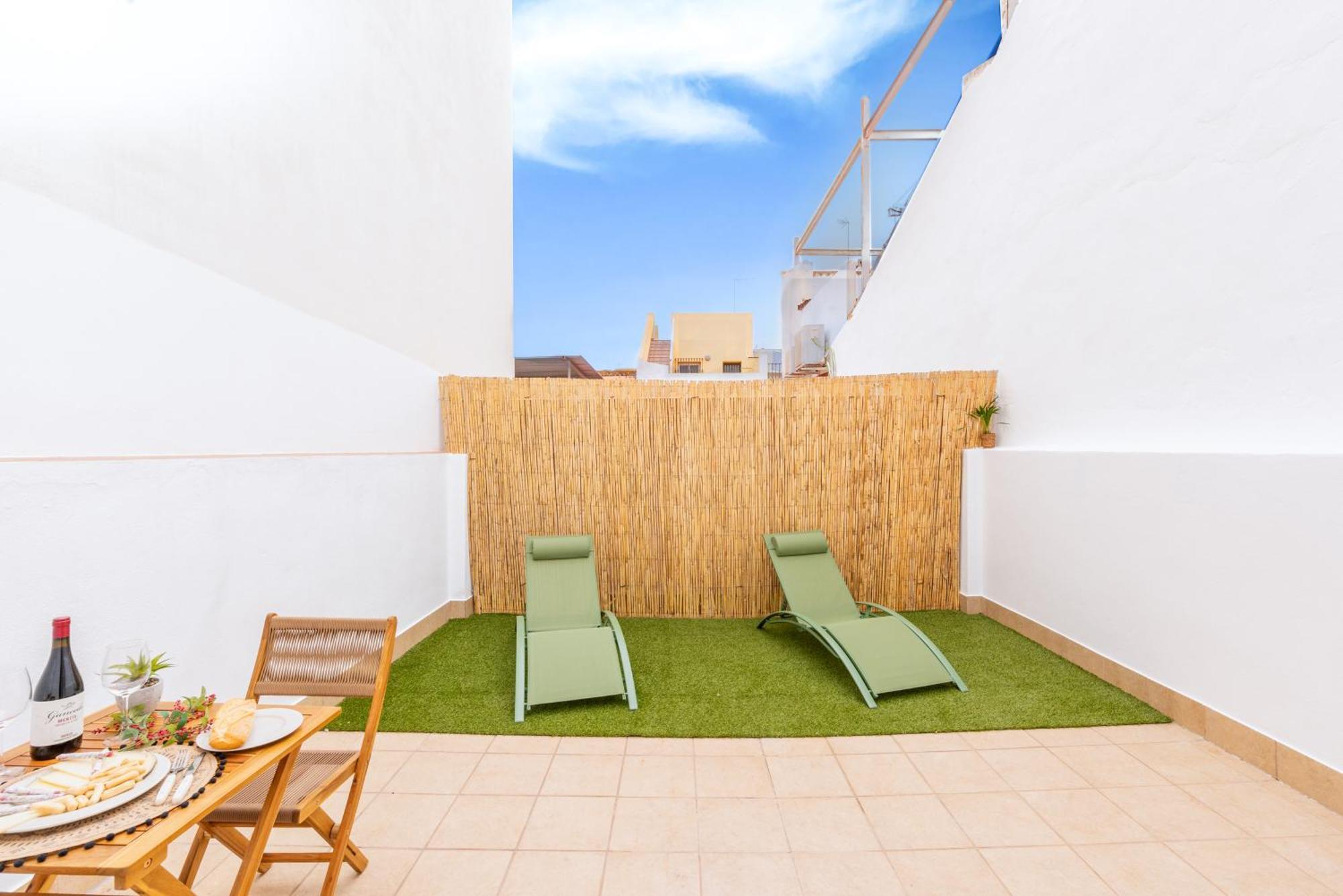 Wintowinrentals Huelin Con Terraza Chill Out Hébergement de vacances Málaga