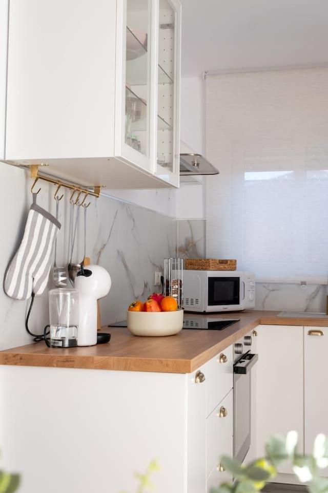 Mrs Casita Tentacion Con Jacuzzi Privado Apartment Malaga
