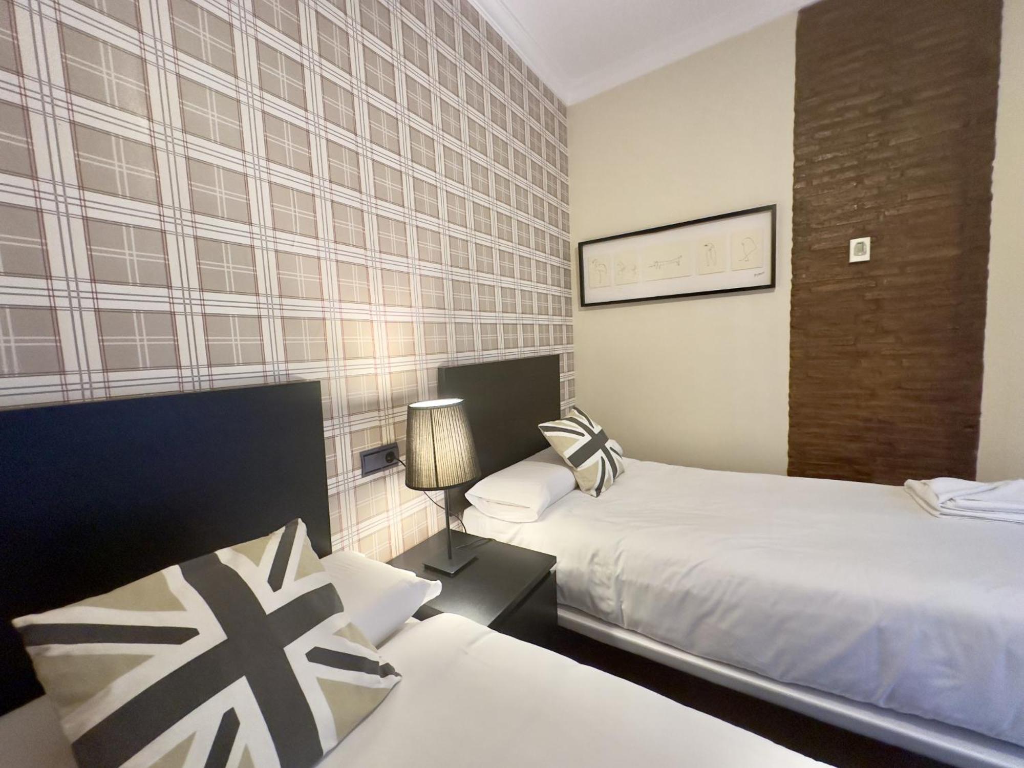 Urbe10 Plaza De Uncibay 3 Bedrooms Apatment Lägenhet