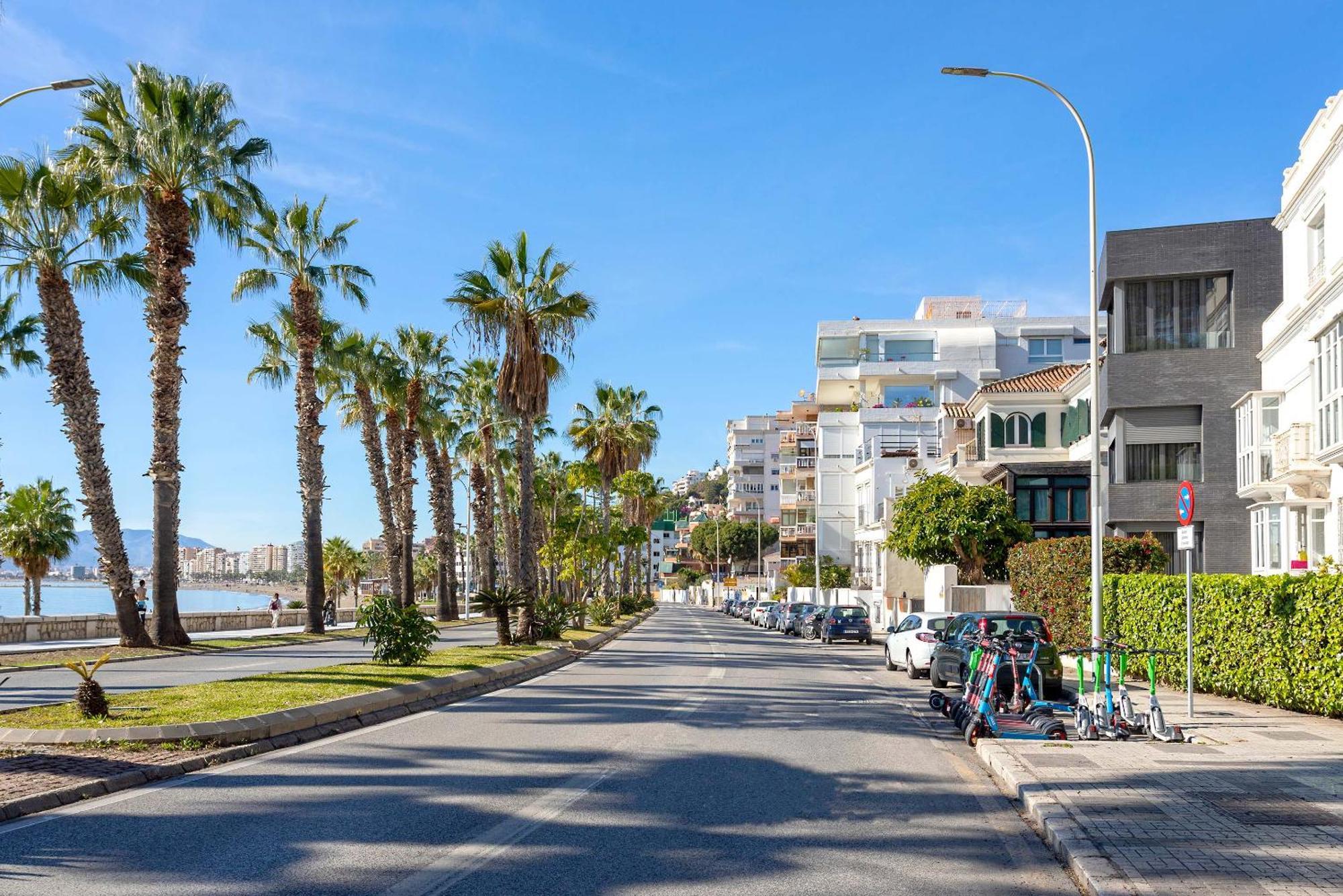 Genteel Paseo Maritimo Apartamento