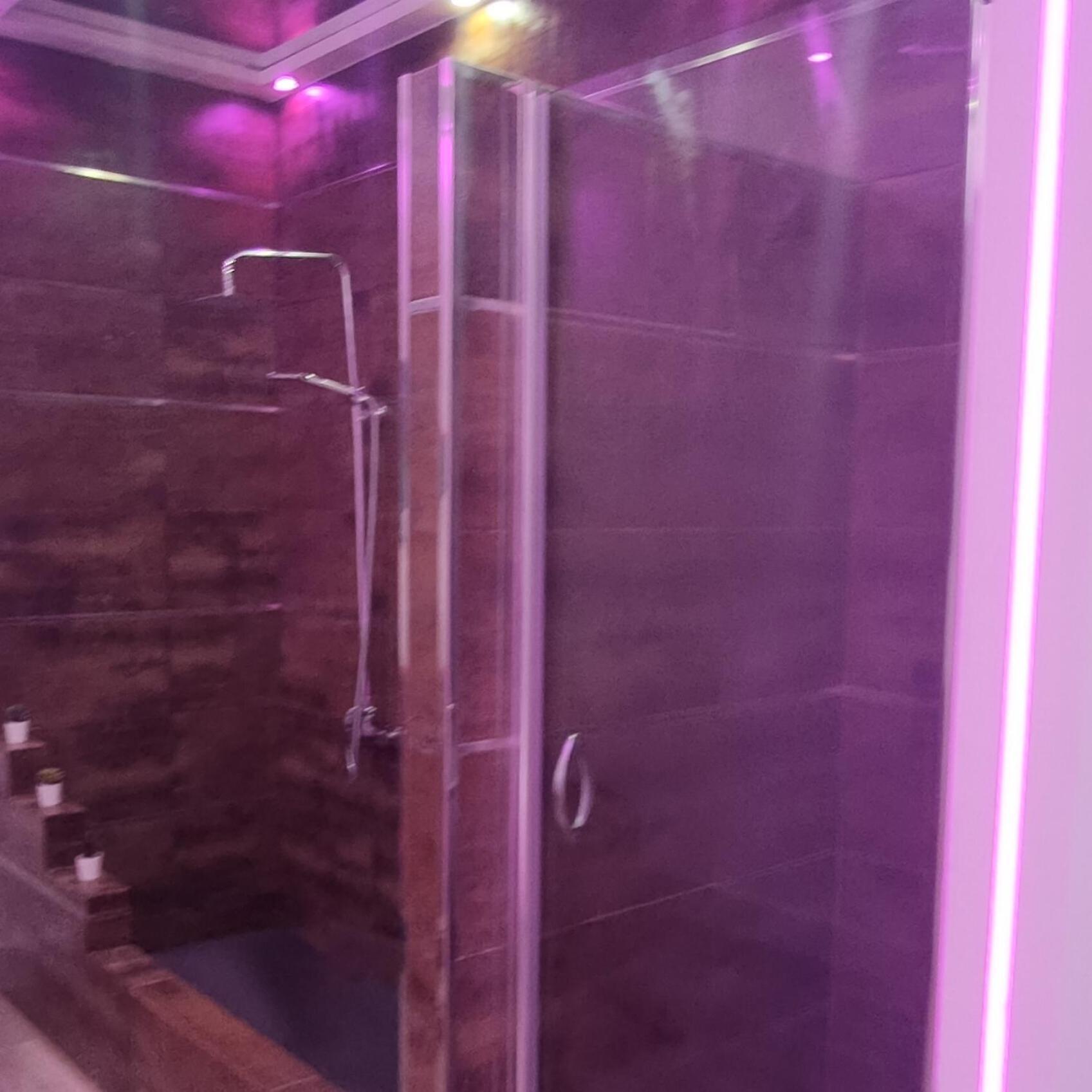Chic Jacuzzi Y Playa Apartment *