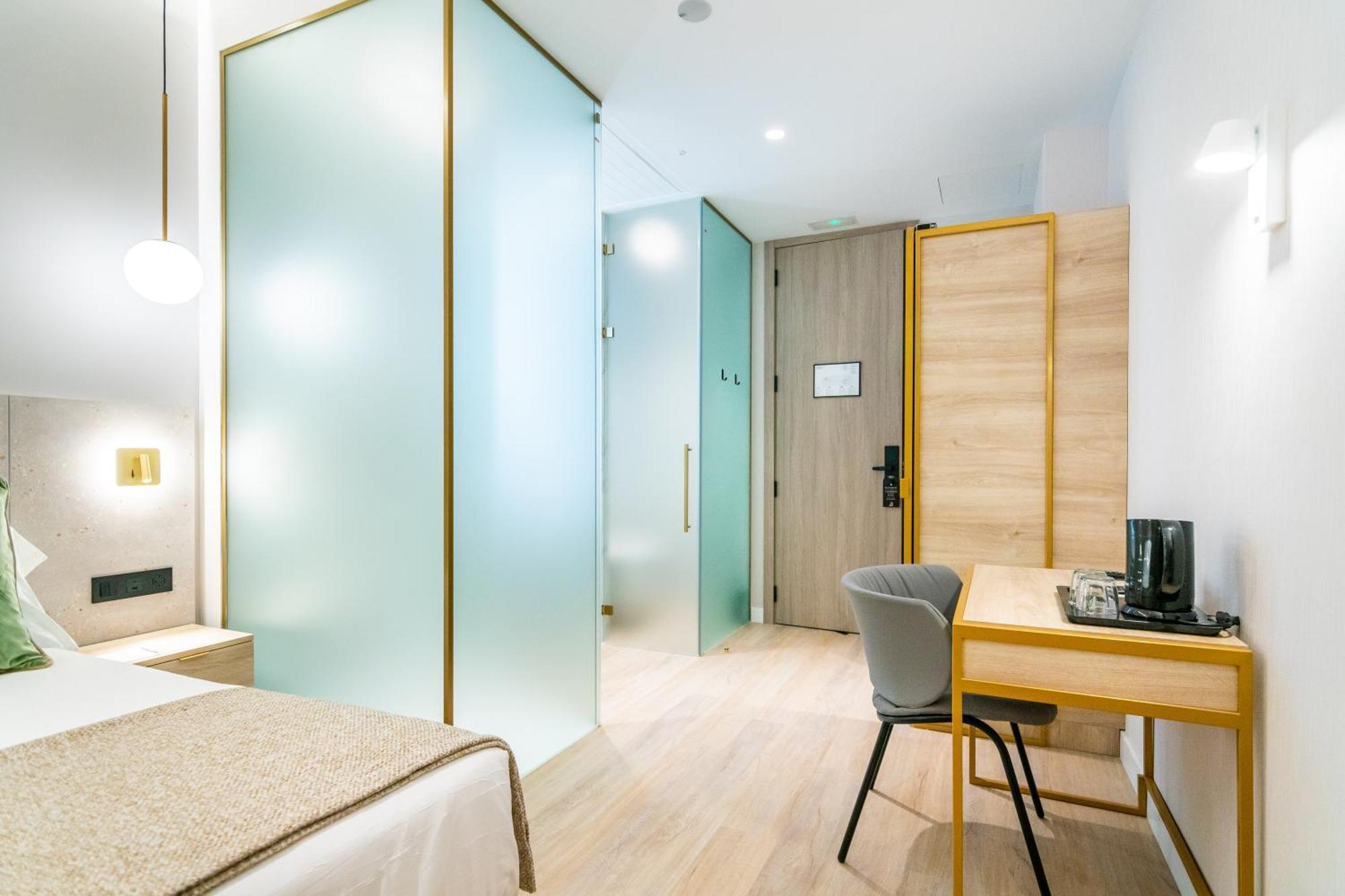 Vibes Hotel 3*