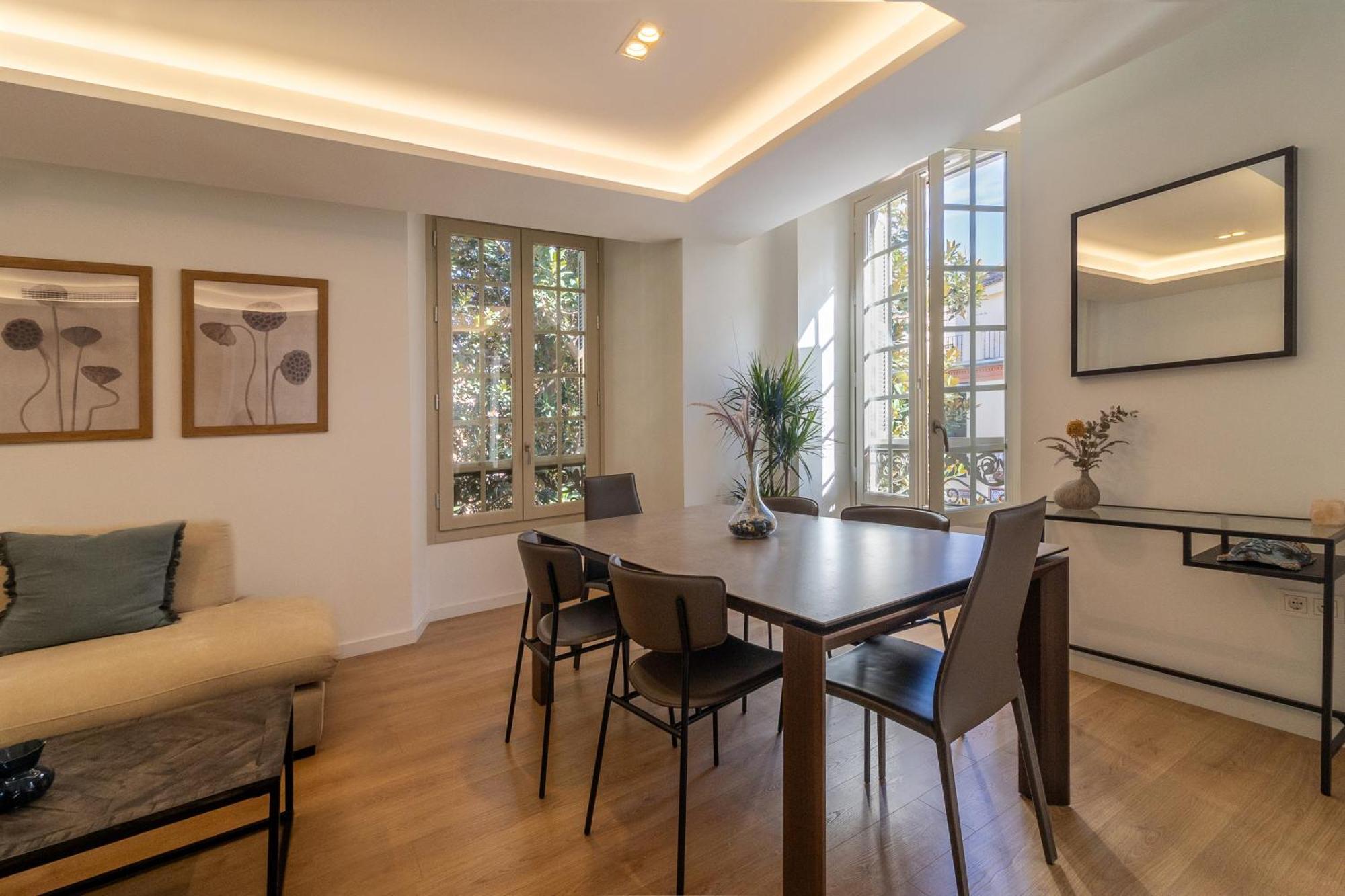 Nt Luxury Duplex With Terrace & Parking Lägenhet *