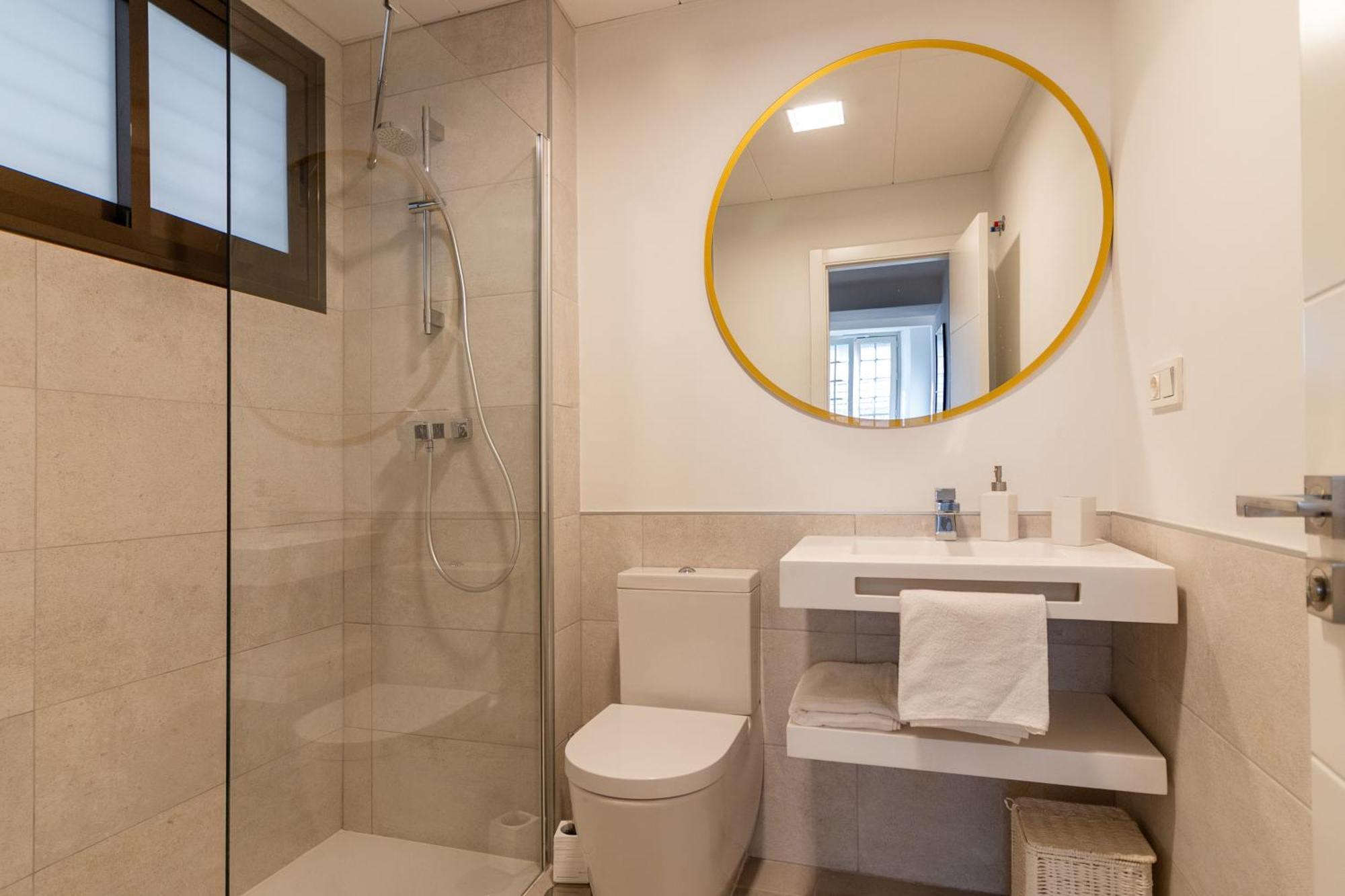 Lägenhet Nt Luxury Duplex With Terrace & Parking