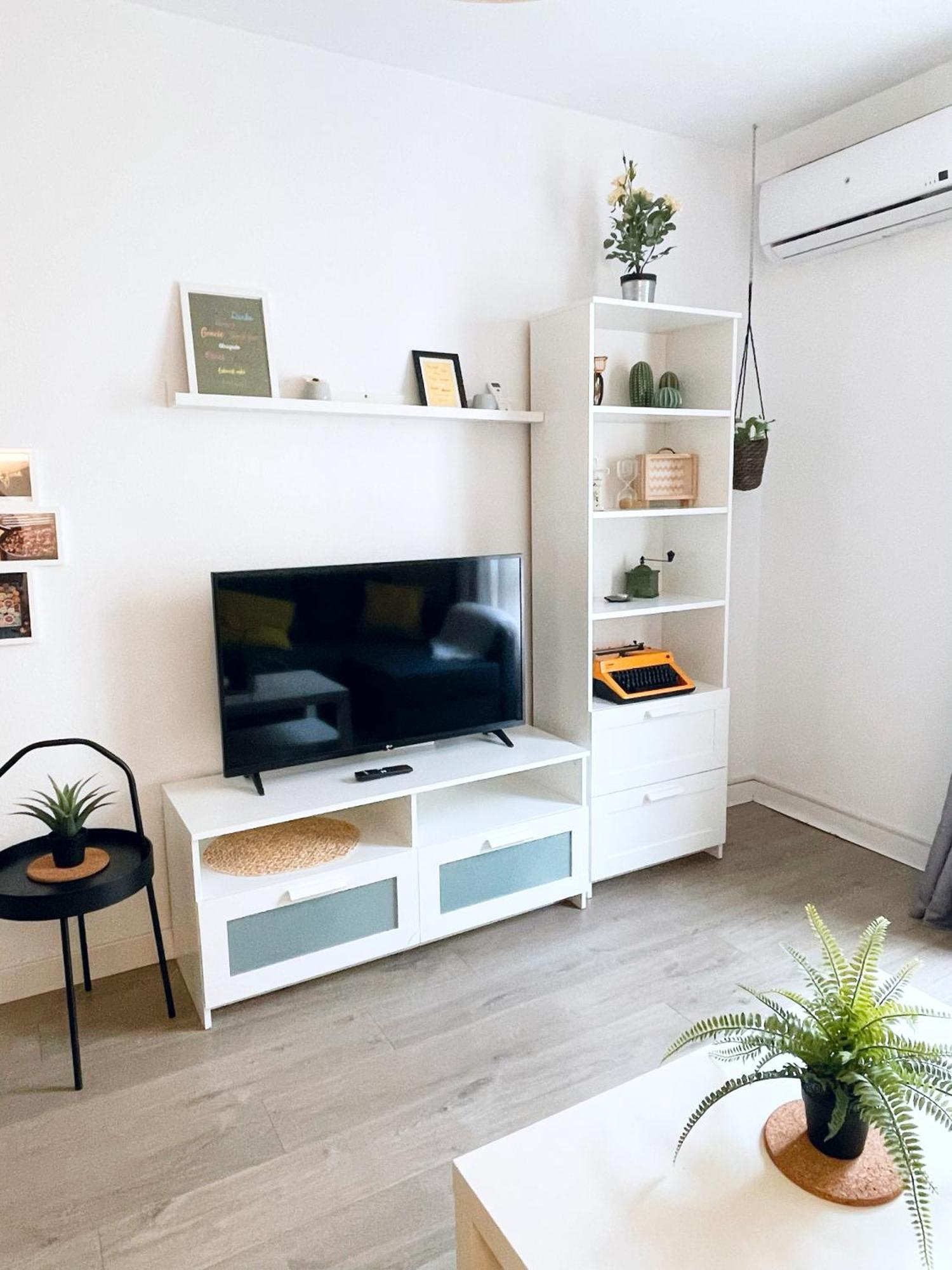 Centrico Piso Con Parking Disponible By Bebalmy Appartamento Málaga