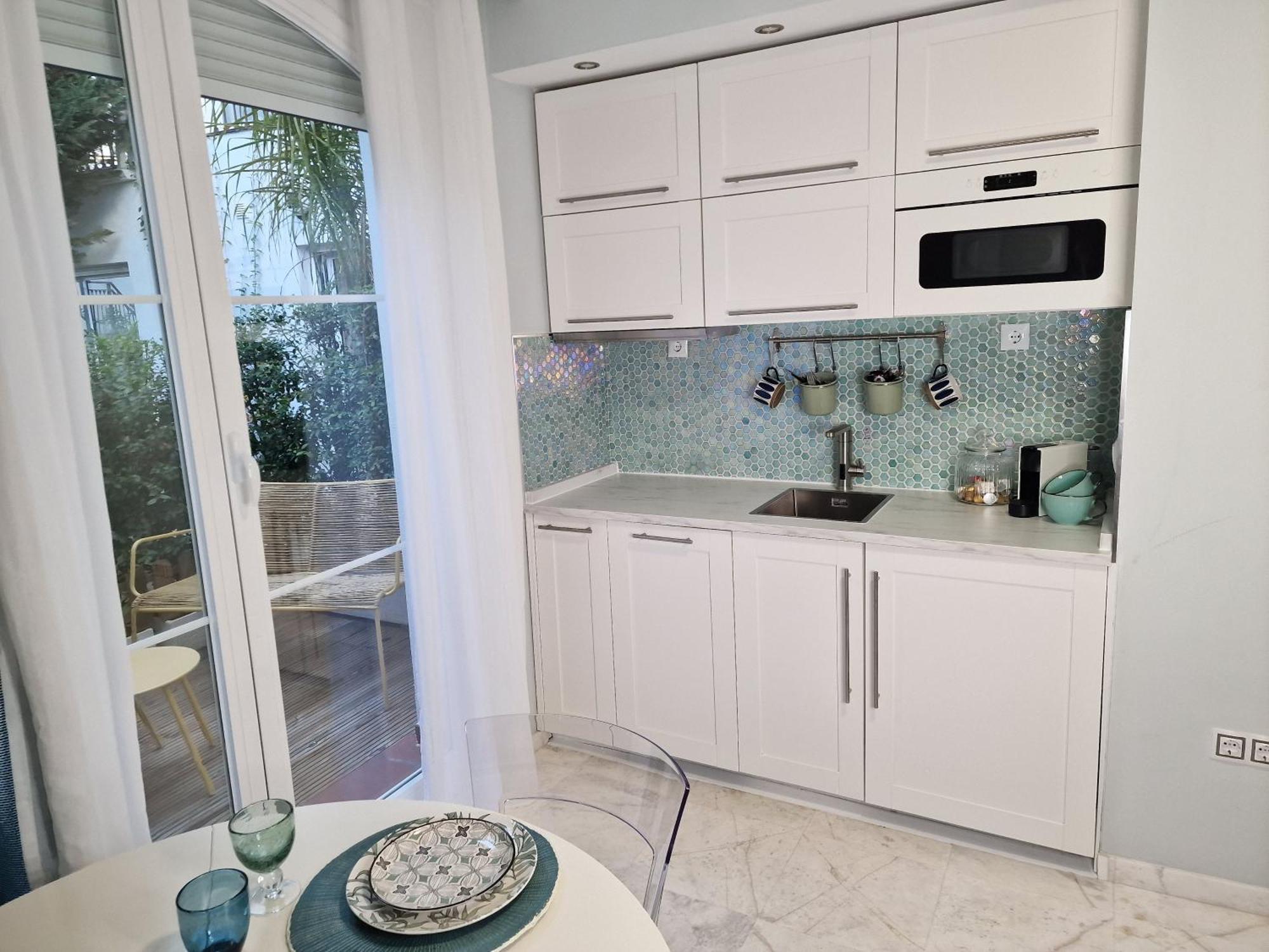 Sun & Palms - Cozy Flat In Quiet Neighbourhood With A Great Pool Area Apartment *