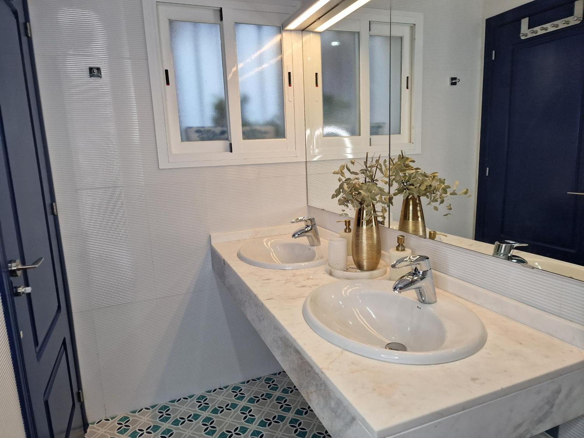 Sun & Palms - Cozy Flat In Quiet Neighbourhood With A Great Pool Area Malaga