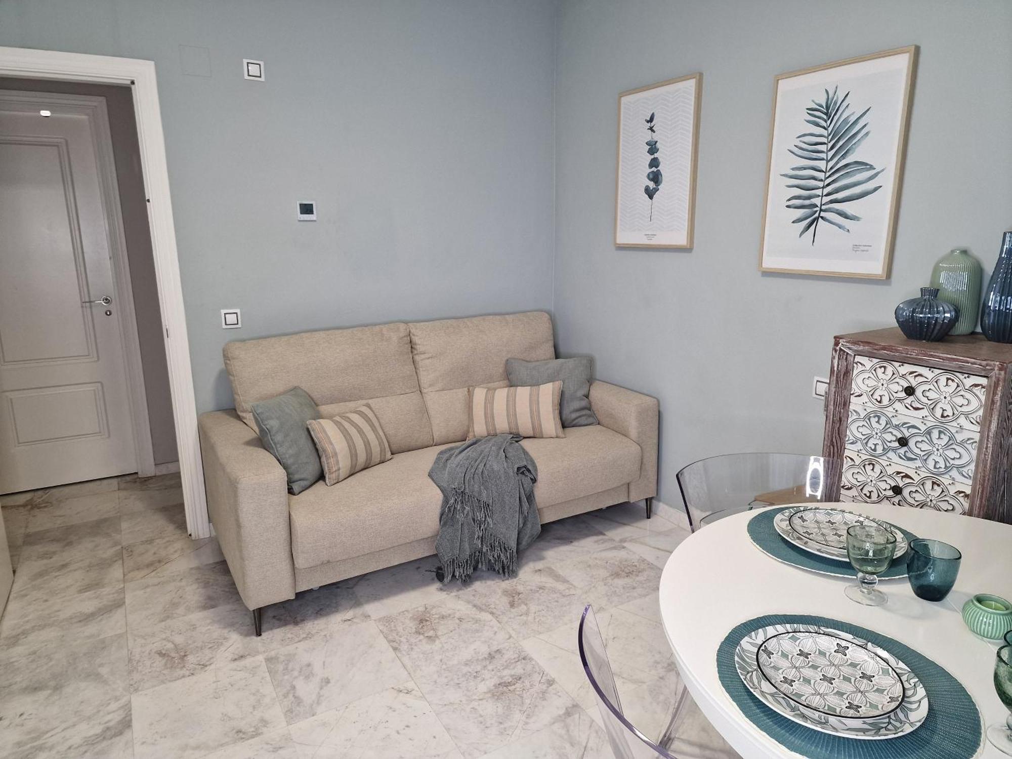 Apartment Sun & Palms - Cozy Flat In Quiet Neighbourhood With A Great Pool Area Malaga