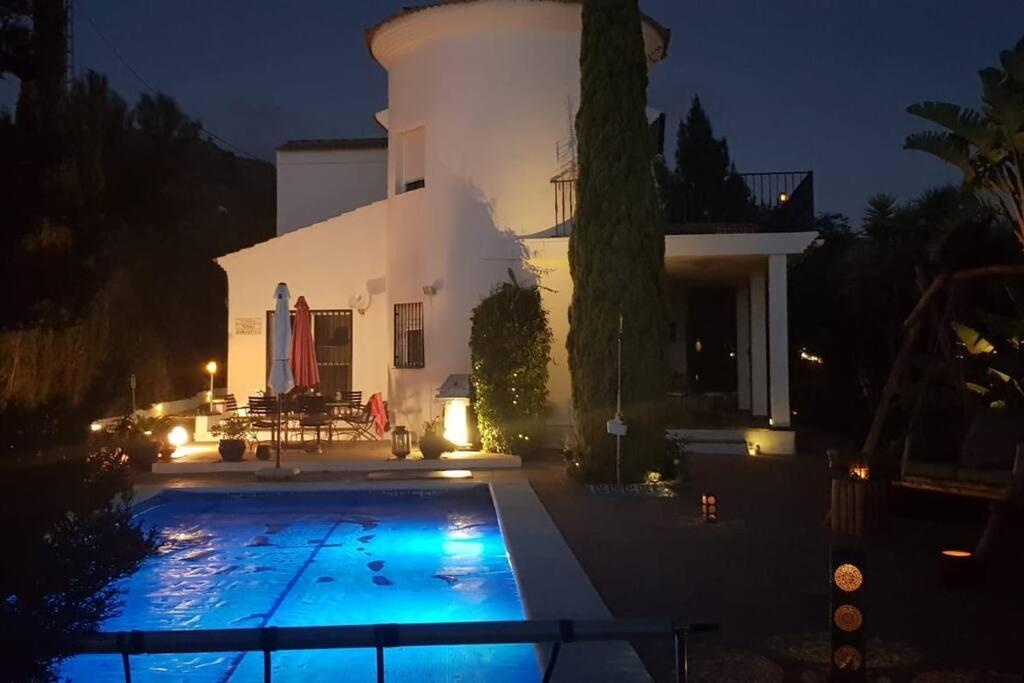 Villa Torre Mit Pool Und Bergpanorama Málaga
