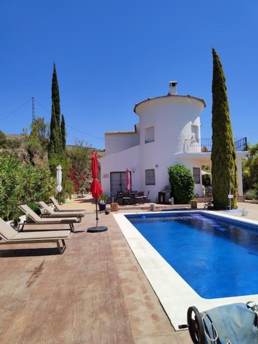 Villa Torre Mit Pool Und Bergpanorama *