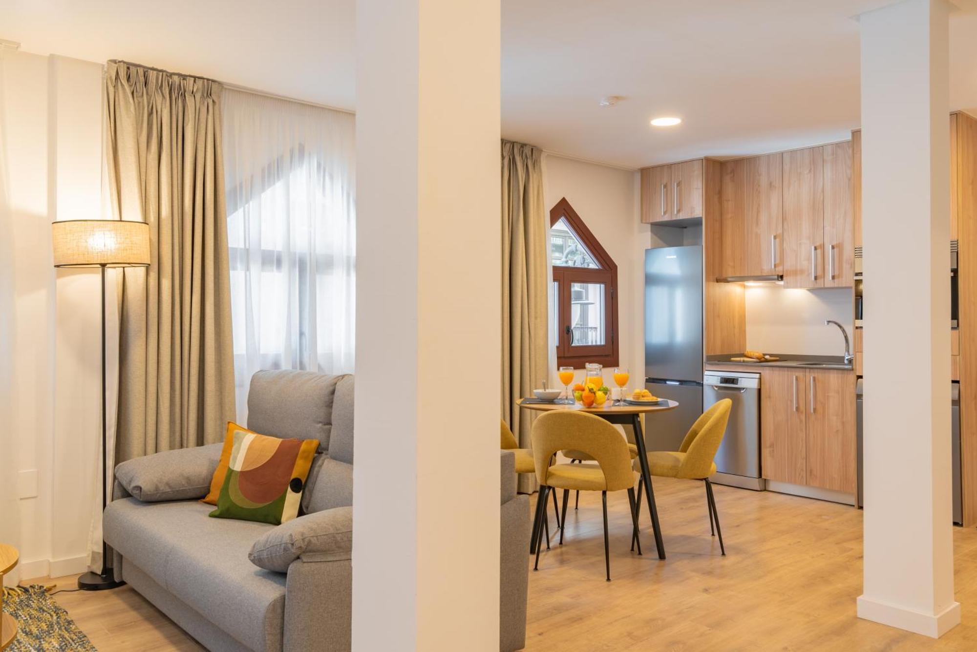 Feelathome Atarazanas Apartment Malaga