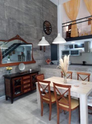 Rural Loft With Pool Views Peaceful Place Near The Center Casa vacanze Málaga