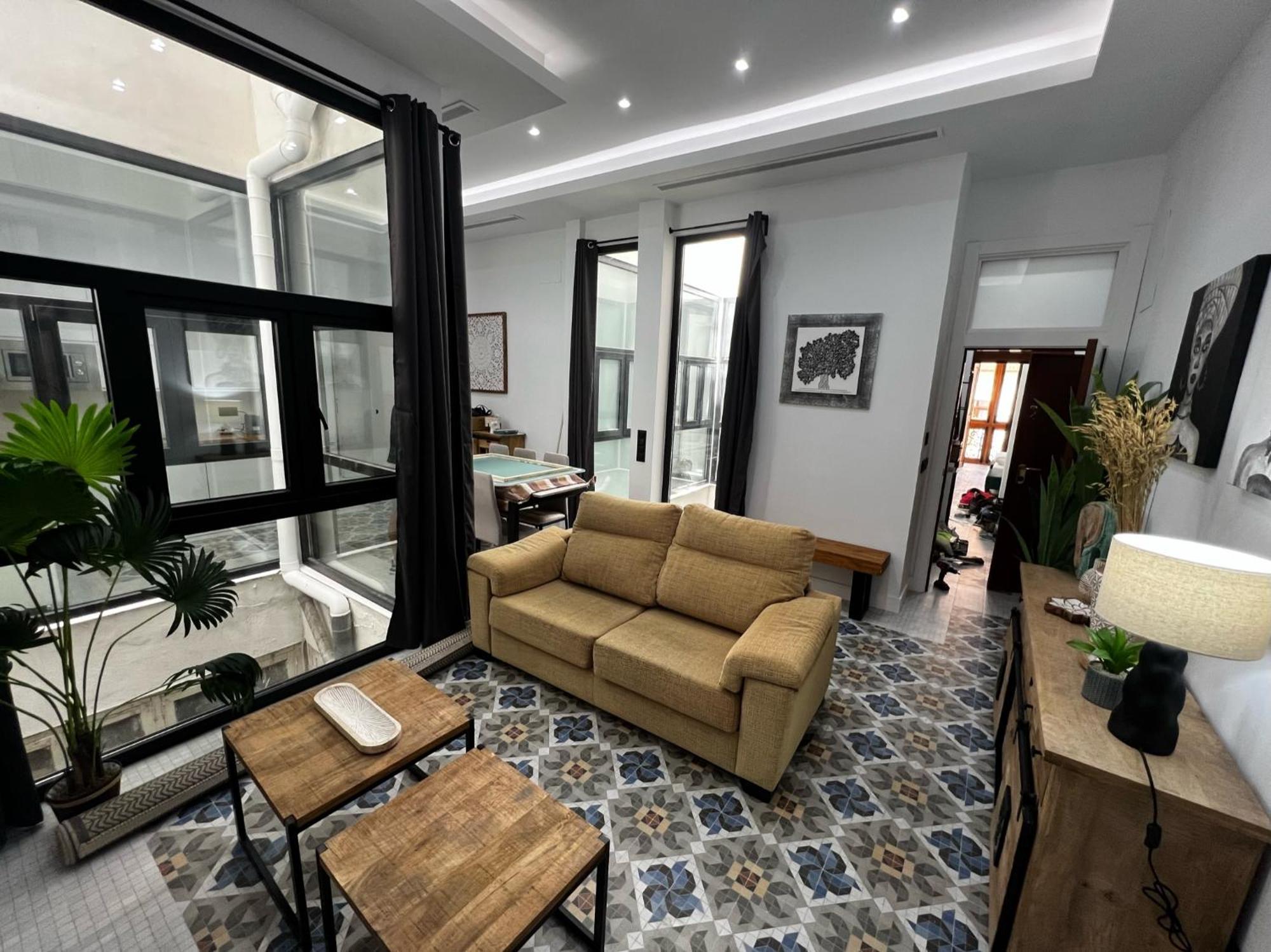 Apartment Grand Larios *