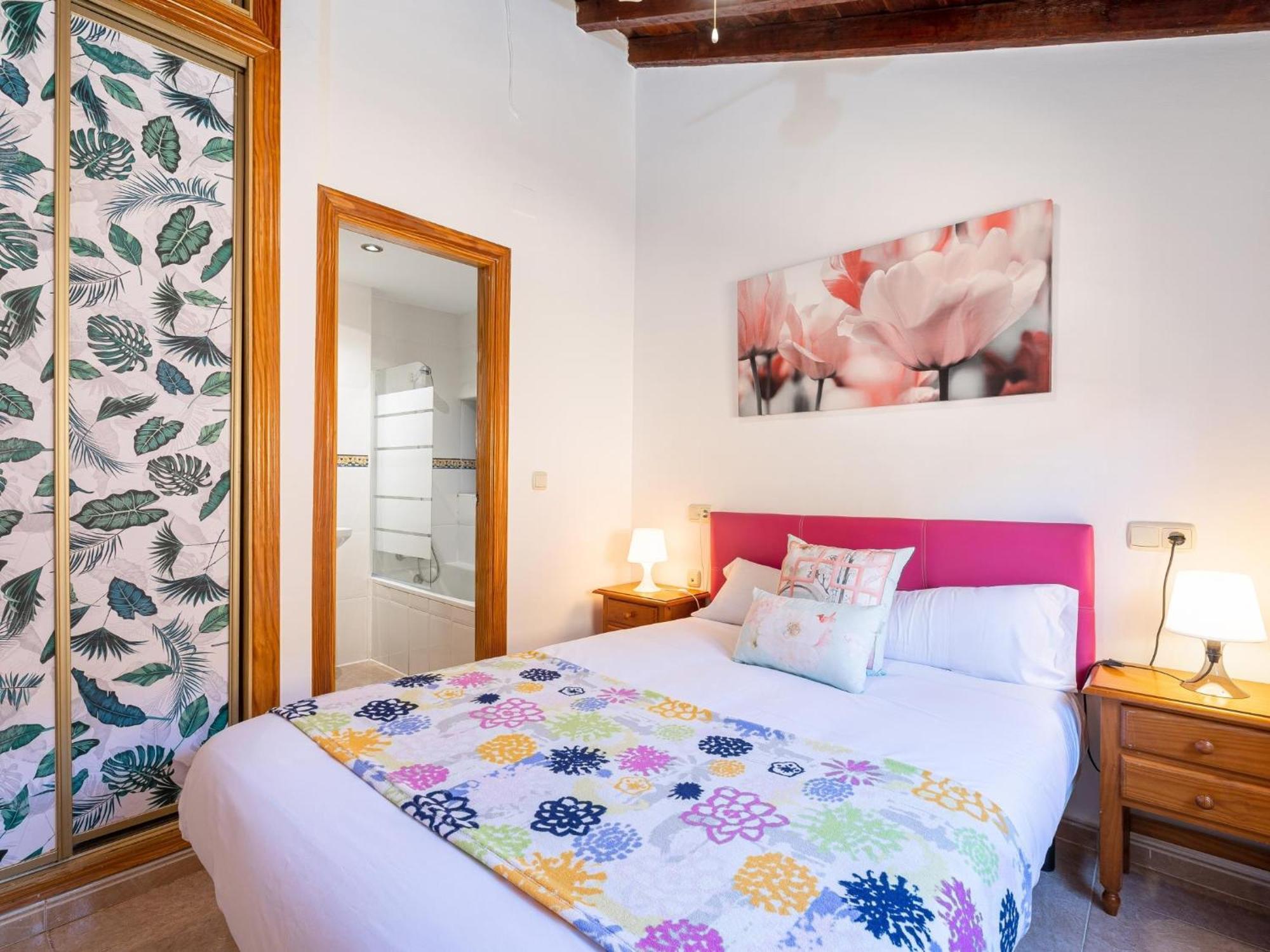 H2m Lazcano With Sunny Terrace In Old Town Malaga