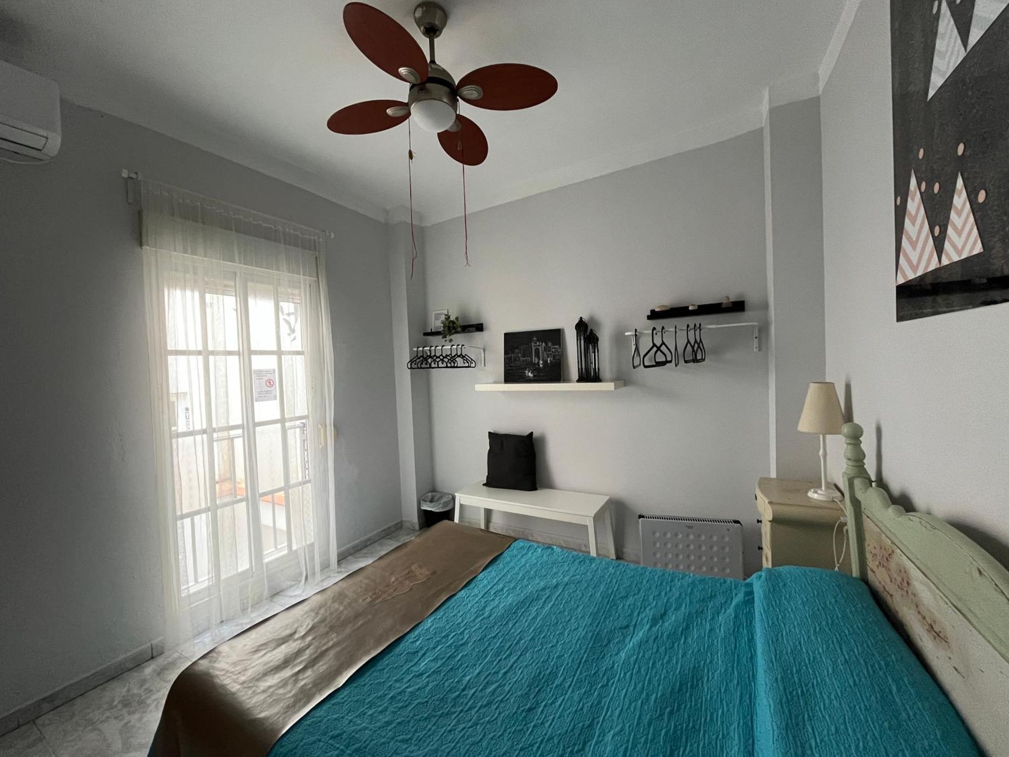 Casa de hóspedes Habitación En Calle Molino *