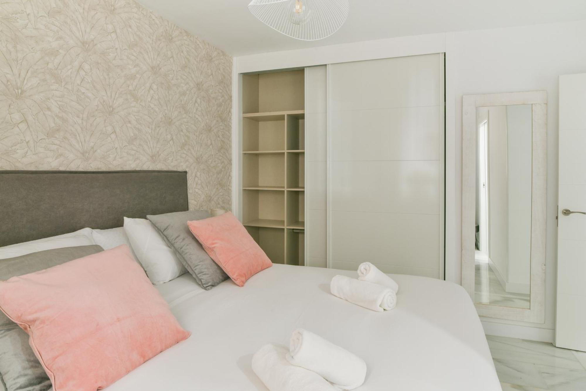 Appartement Magnificent- 2bd 2bth- Center Málaga