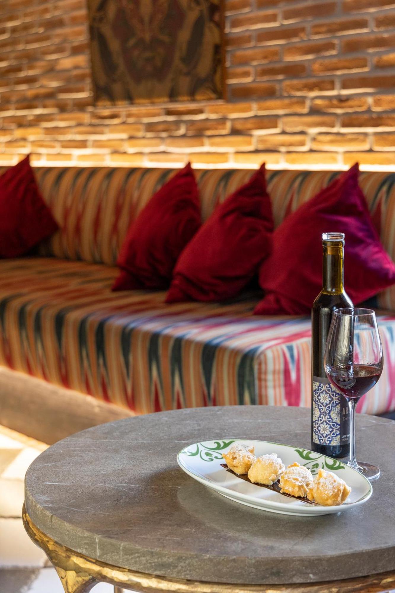 Hotel Palacio Solecio, A Small Luxury Of The World Málaga