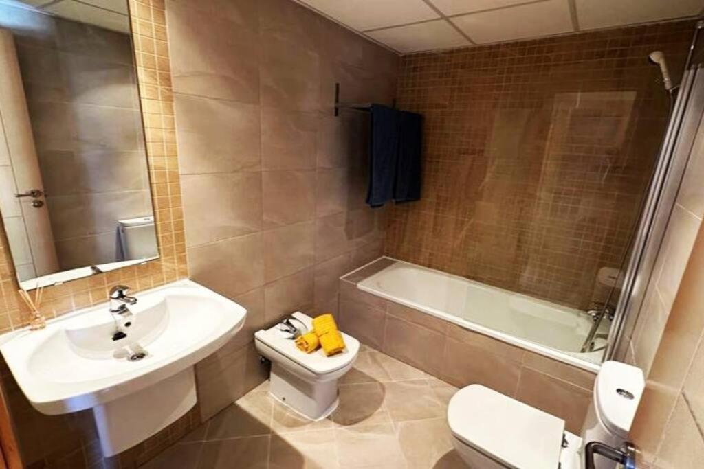 Apartamento Apartamento Con Parking Privado - Av. Carlos Haya *