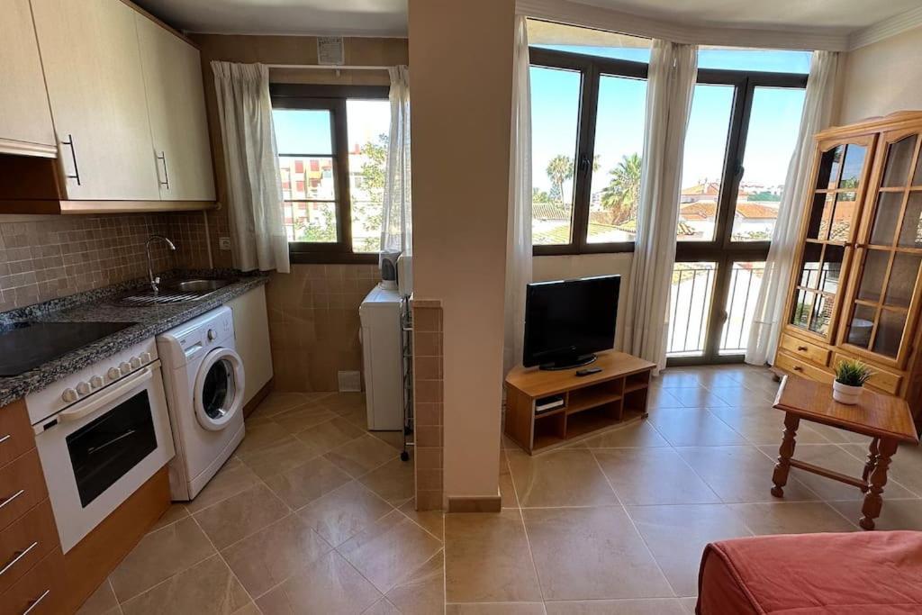 Apartamento Con Parking Privado - Av. Carlos Haya