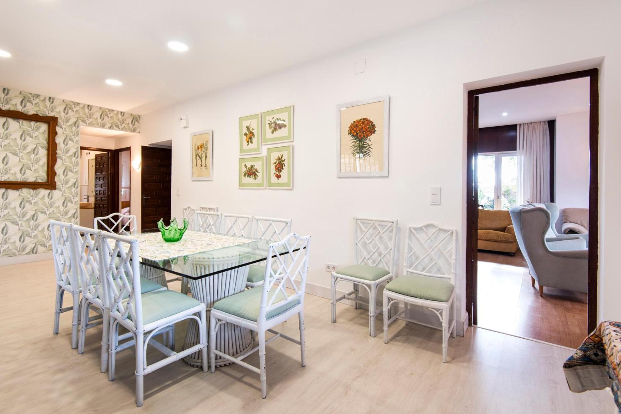 Feriehus Queen Of The Ocean Villa: Stately Style House With Pool *