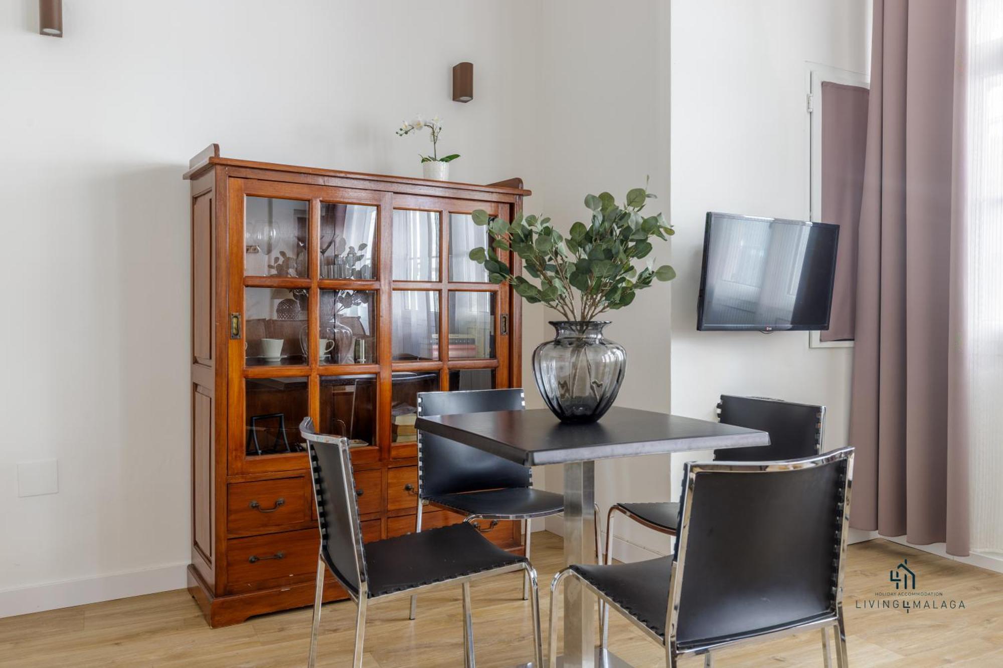 Apartment Living4malaga Charming Twin *