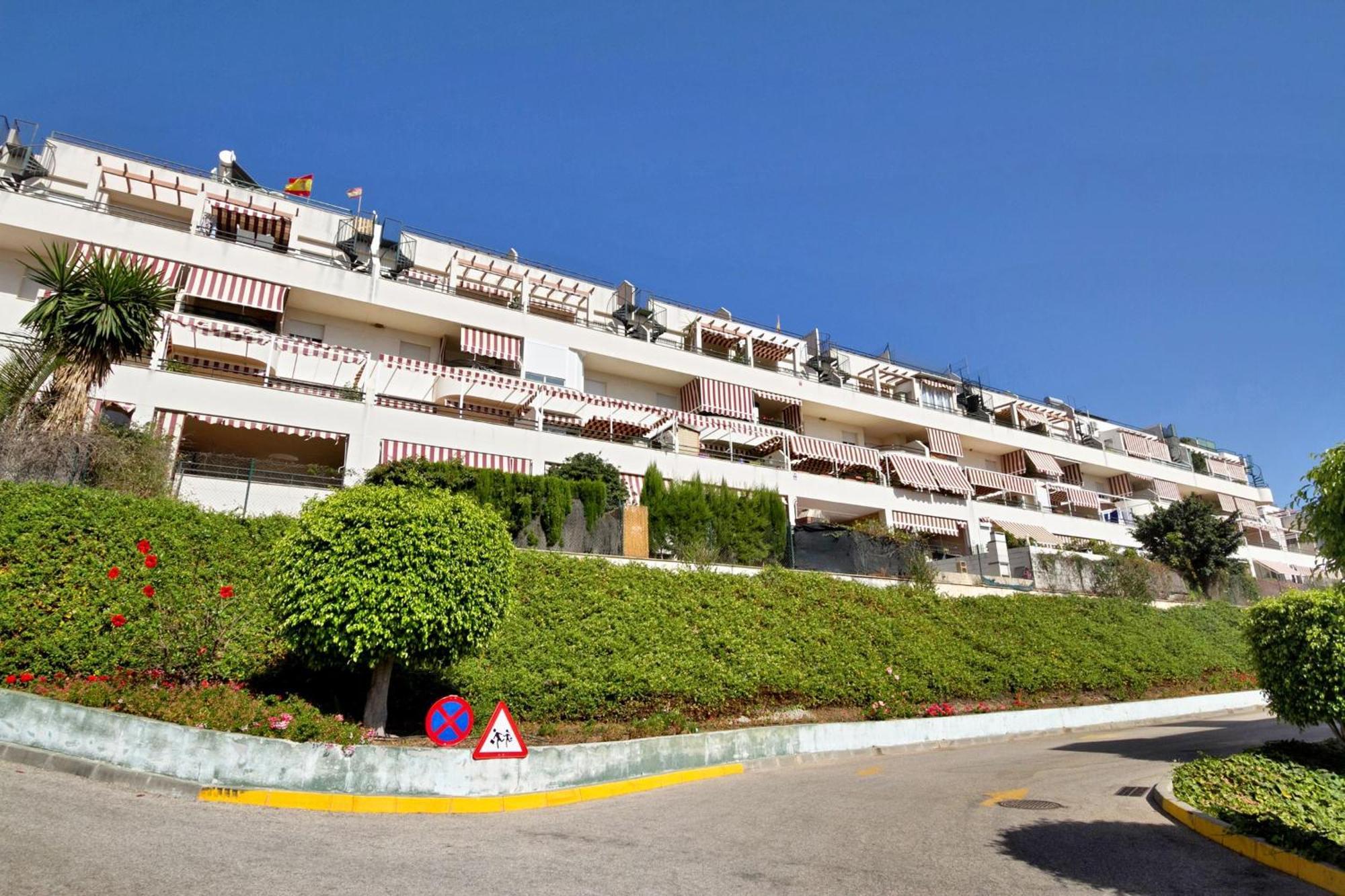Del Parque Flats - Golf & Terrace Apartamento Málaga