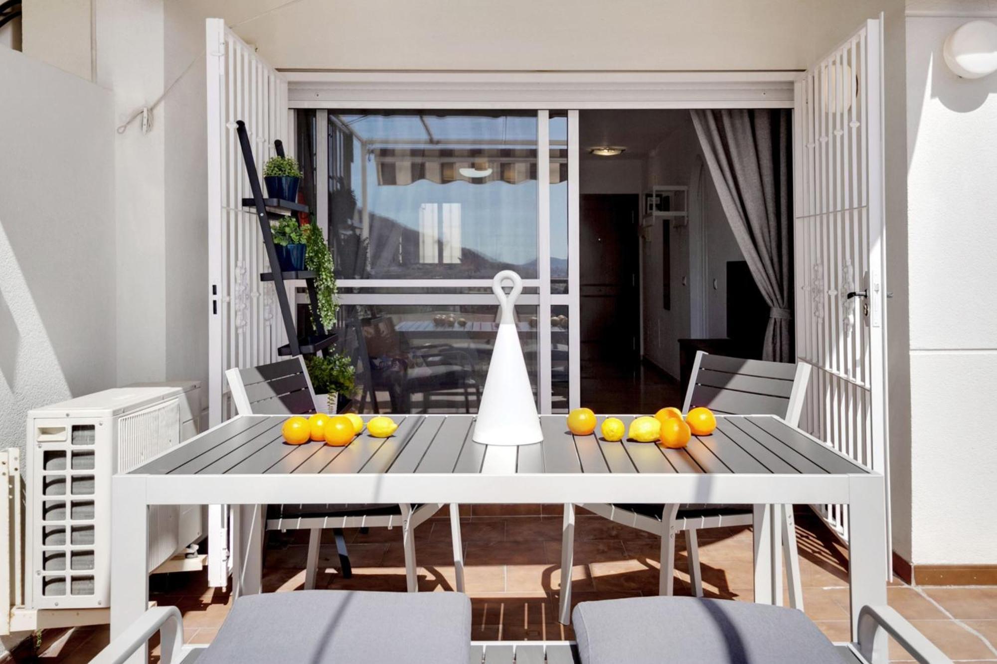 Del Parque Flats - Golf & Terrace Málaga