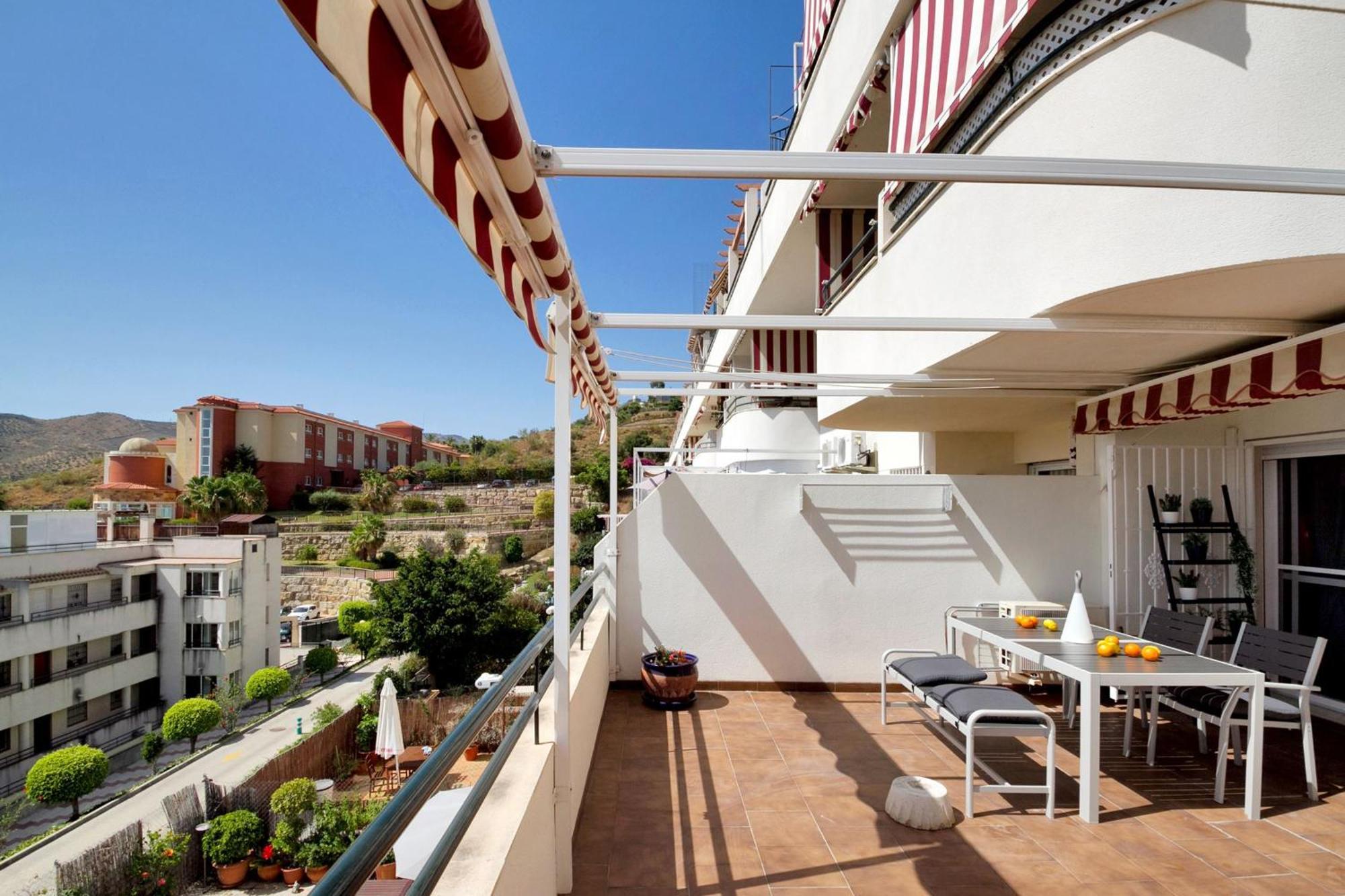 Apartamento Del Parque Flats - Golf & Terrace Málaga