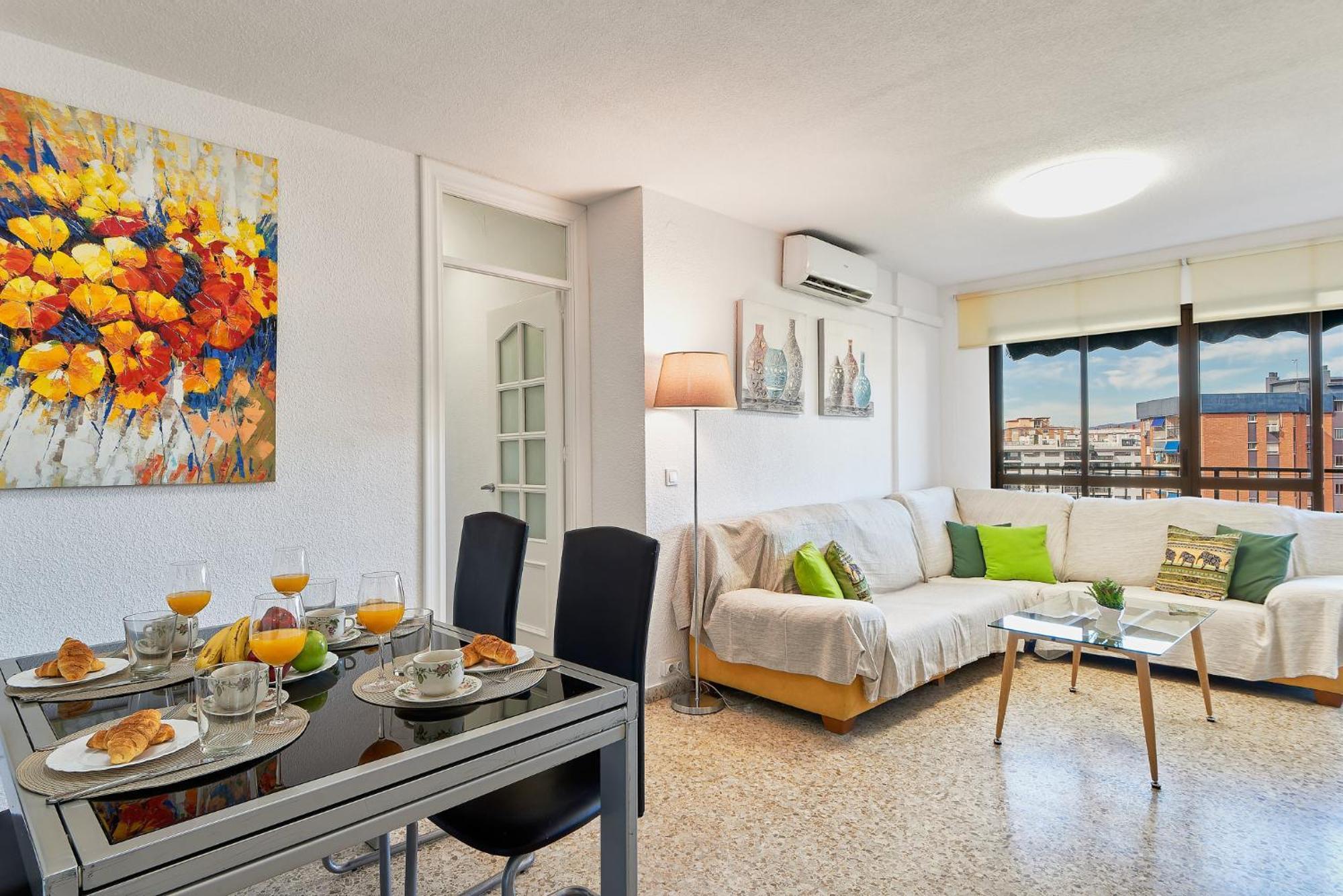 Luminoso Apartamento/ 5 Minutos De La Playa Malaga