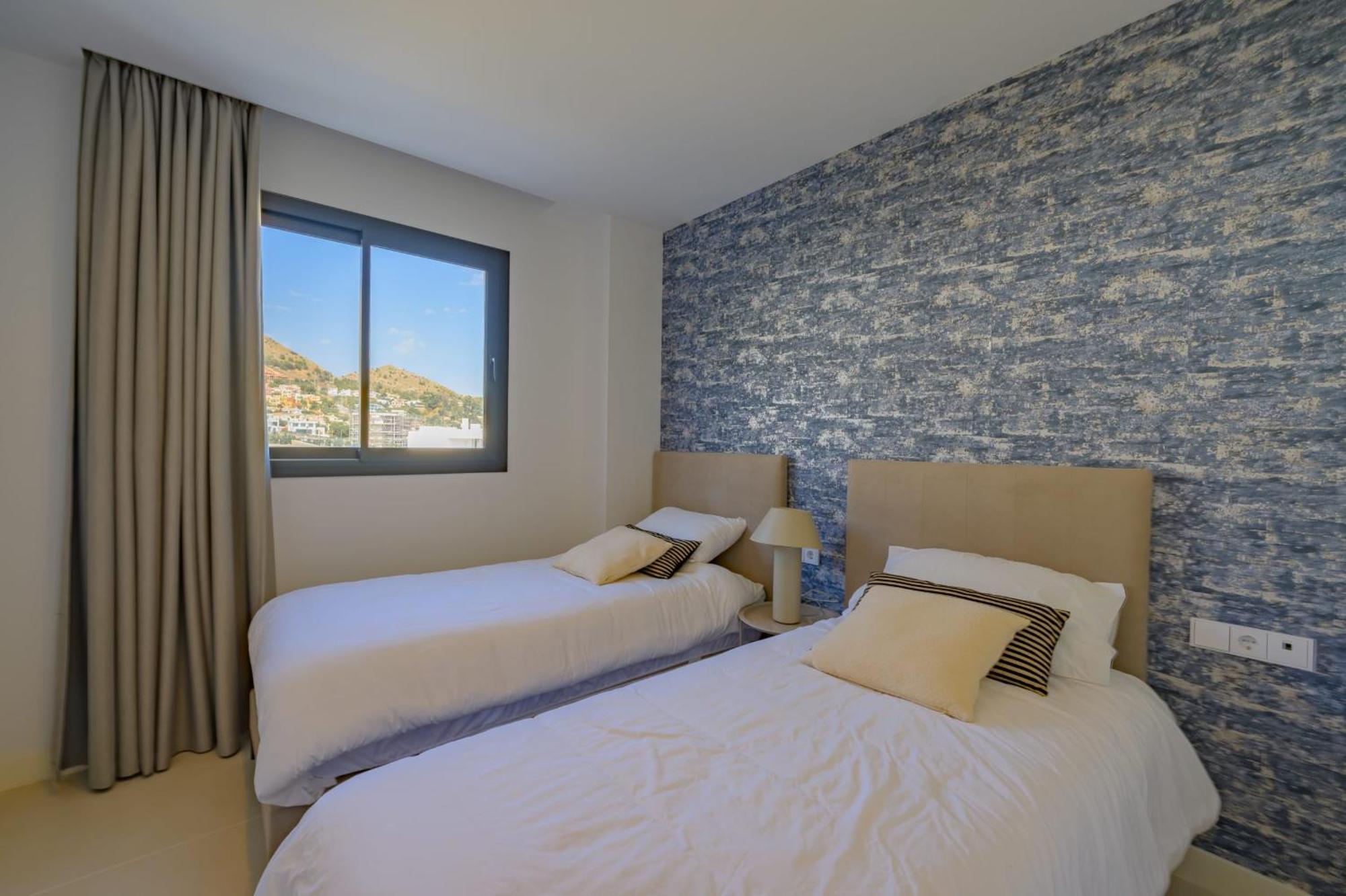 Amazing 3 Bedroom With Seaviews In Higueron *