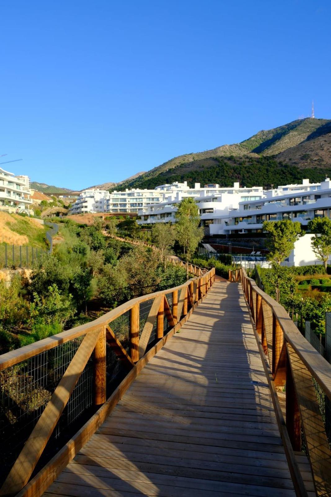 Amazing 3 Bedroom With Seaviews In Higueron Apartment Málaga