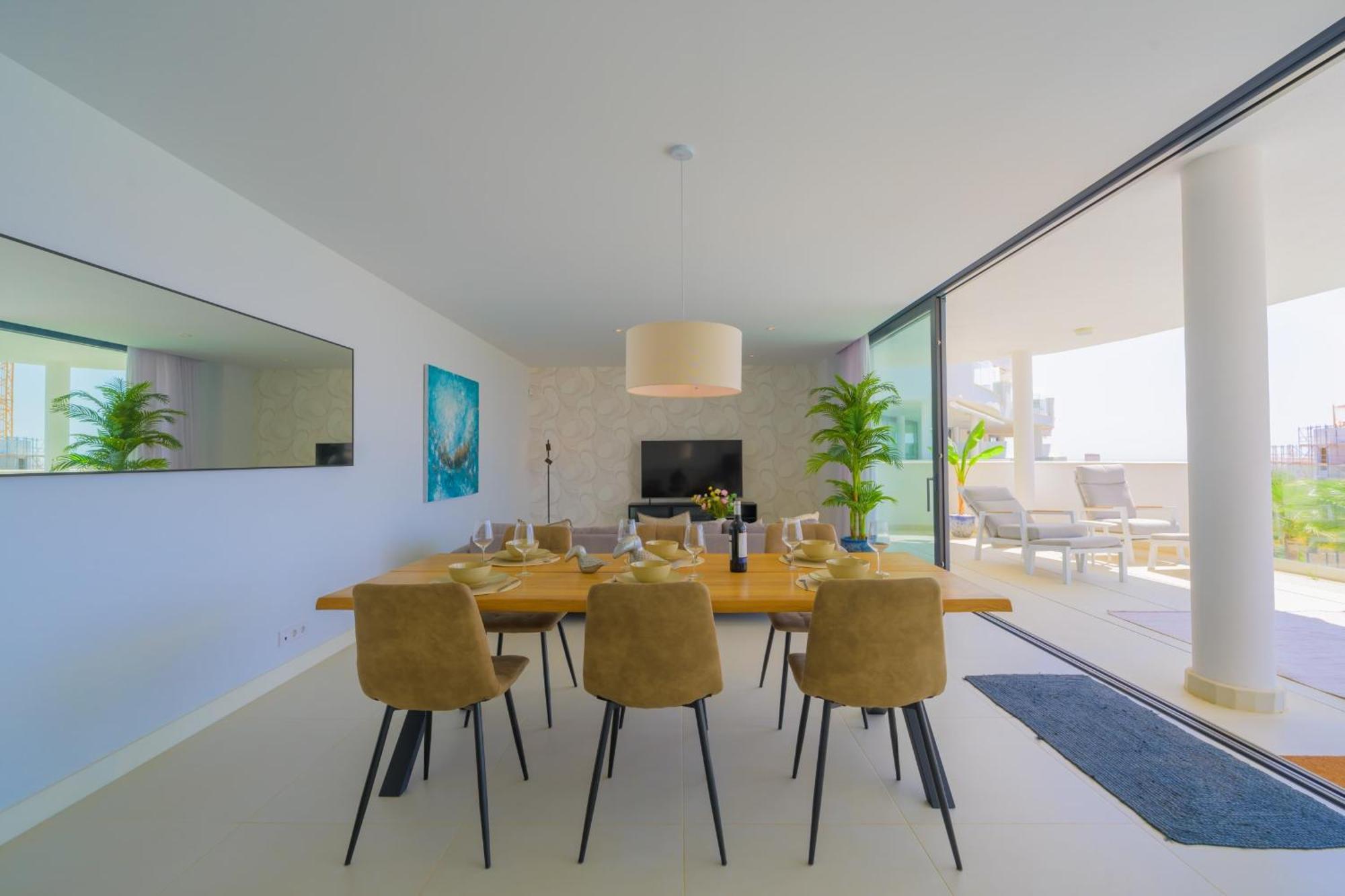 Apartment Amazing 3 Bedroom With Seaviews In Higueron *