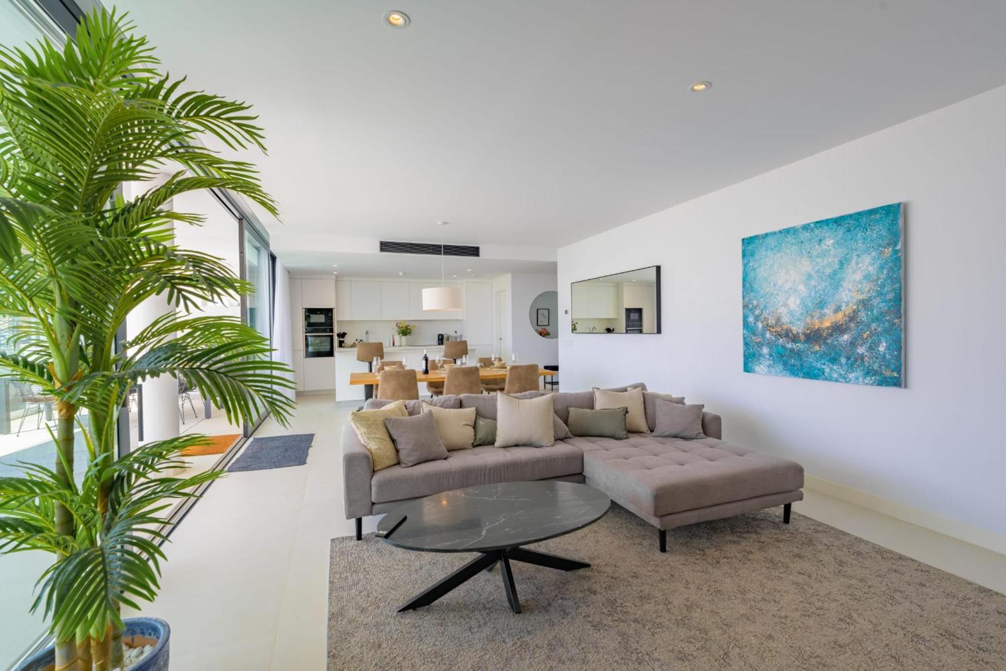 Amazing 3 Bedroom With Seaviews In Higueron Apartment *