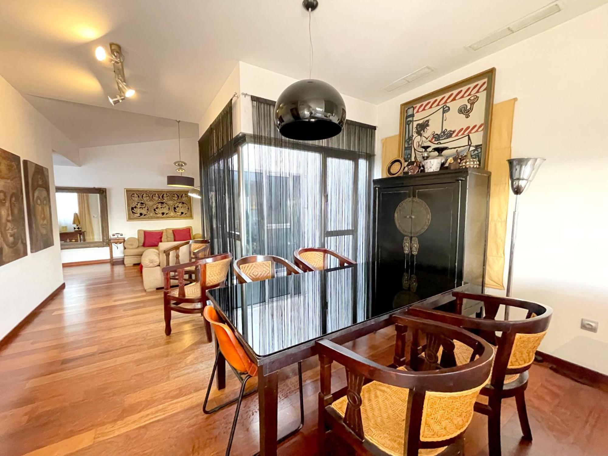 Atico En Plaza De La Constitucion 3 Bedrooms Málaga