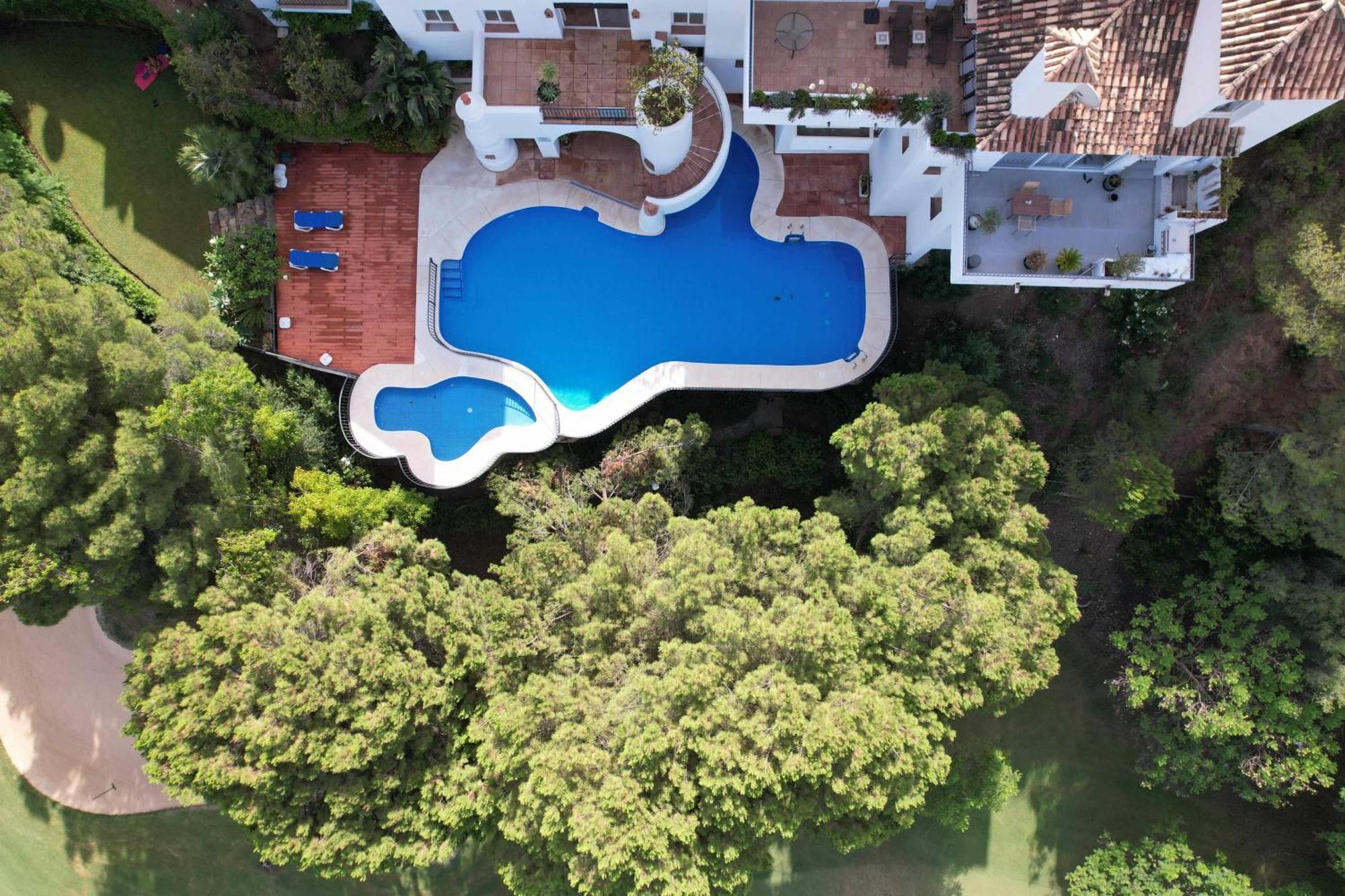 Golf Duplex Con Piscina En La Quinta Golf Marbella Apartamento