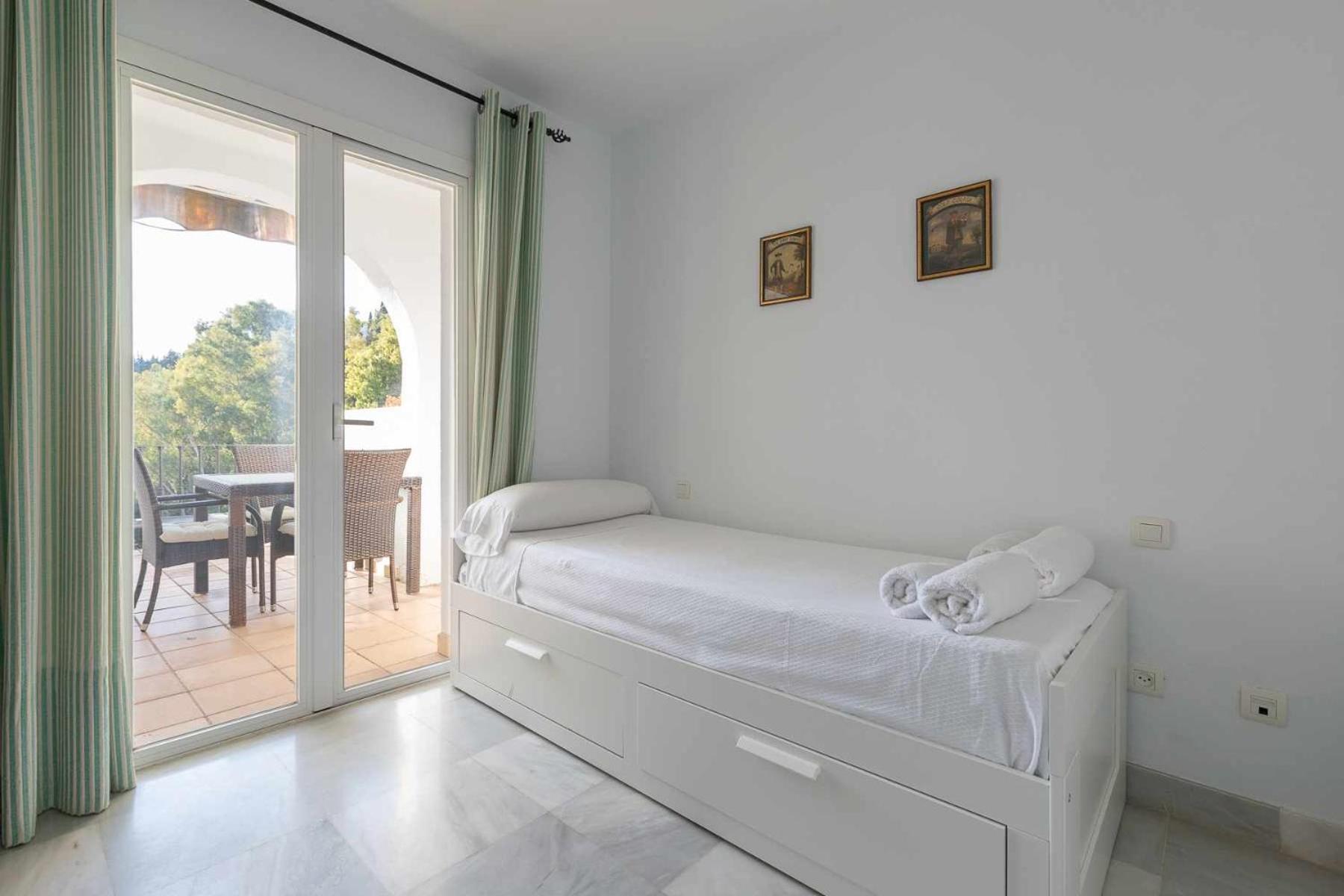 Golf Duplex Con Piscina En La Quinta Golf Marbella Málaga
