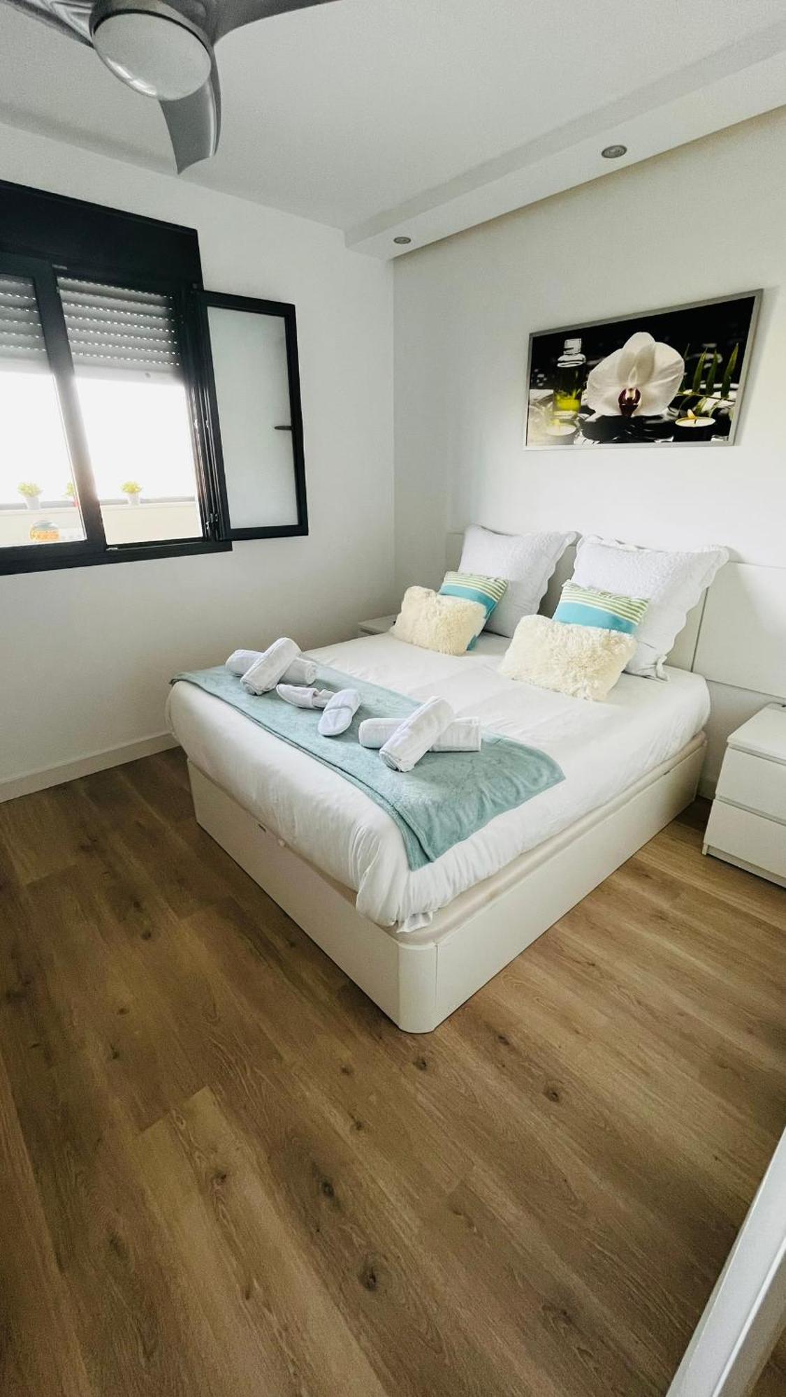 Atico Con Piscina Y Vistas Al Mar Habitat Litoral Lejlighed Málaga