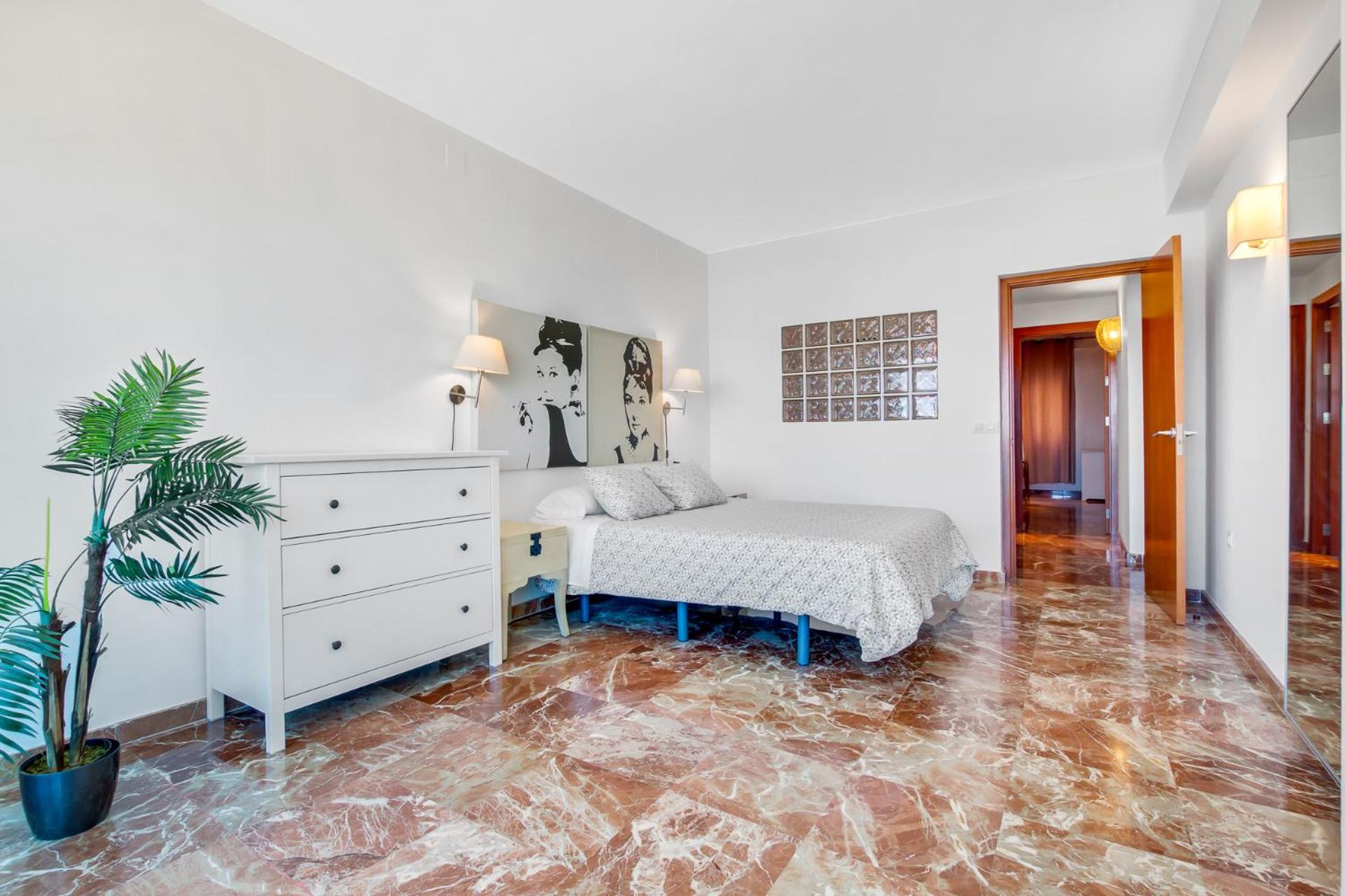 Alameda De Colon Solo Familias Apartment Malaga