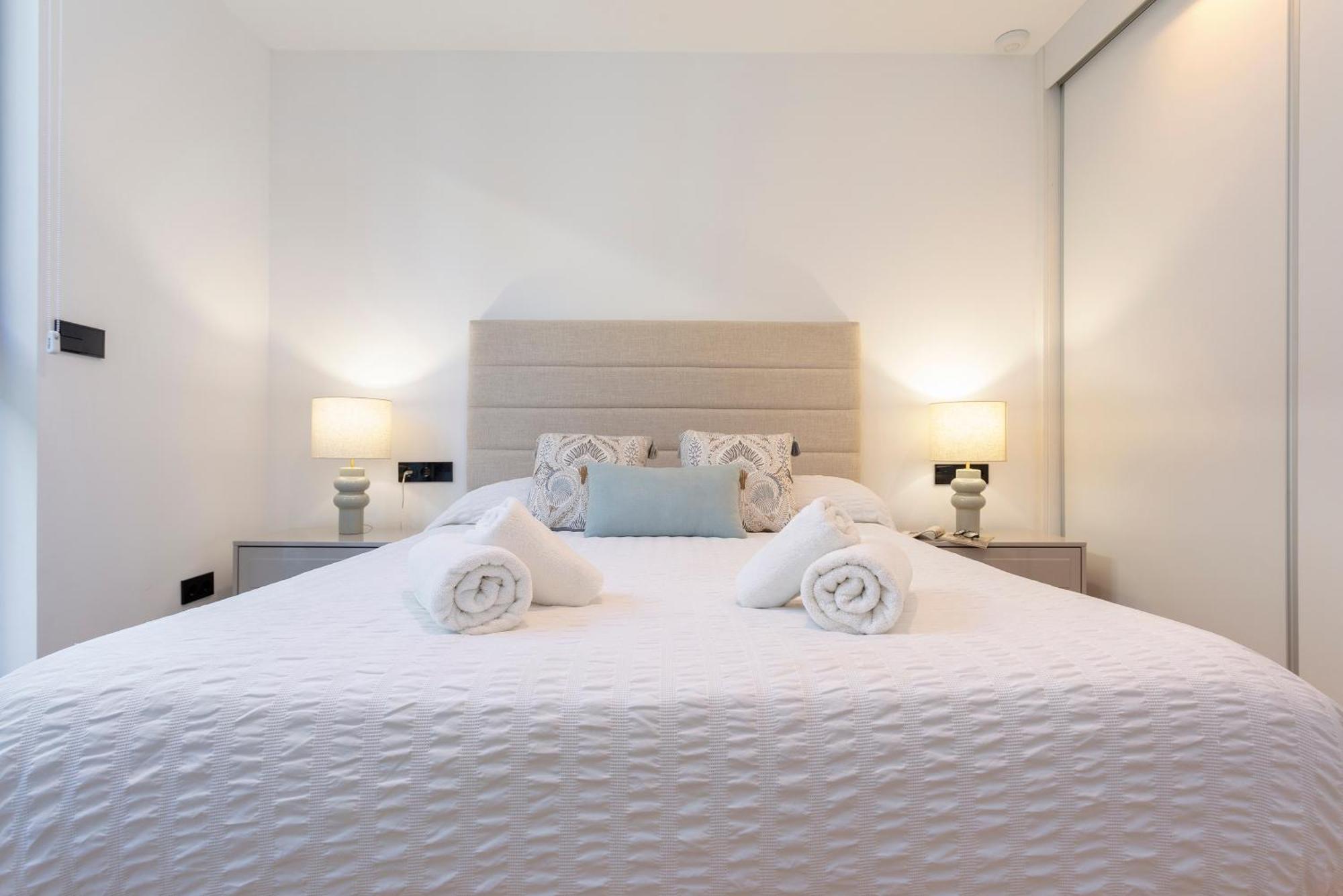 Malagueta Front Luxury By Rent Me Apartment *