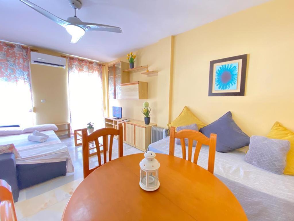 Carlos Haya Mare Nostrum 2 Apartamento *