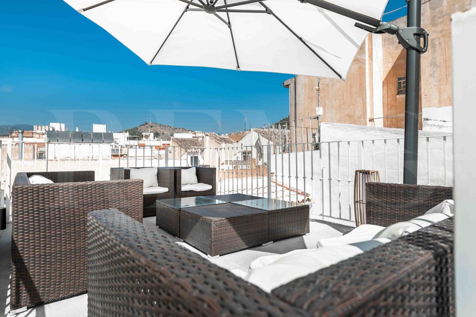 Apartamento Penthouse & Private Rooftop In The Heart Of By Rems *
