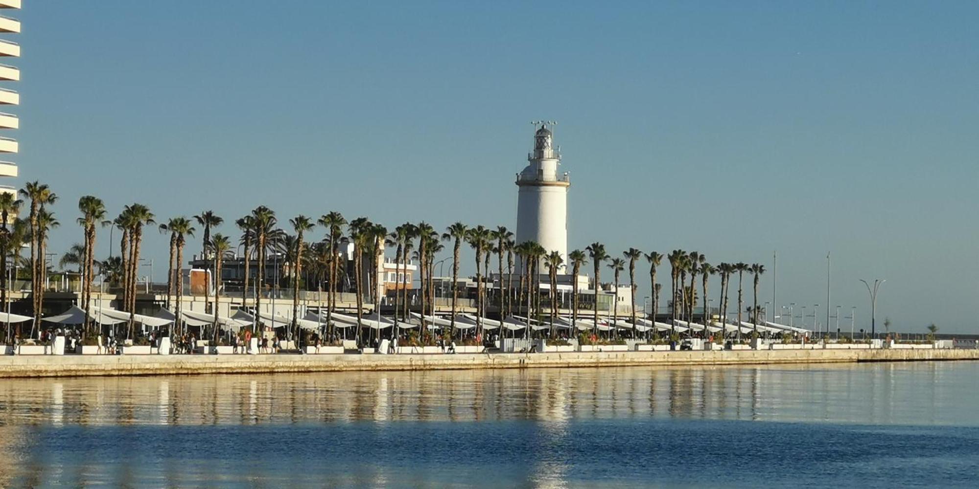 Encantador Bajo En * Málaga