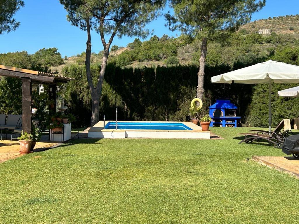 Cupiana Piscina Privada * Málaga
