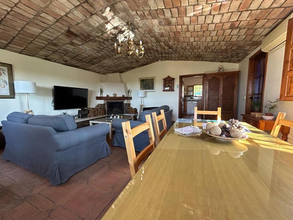 Cupiana Piscina Privada * Málaga
