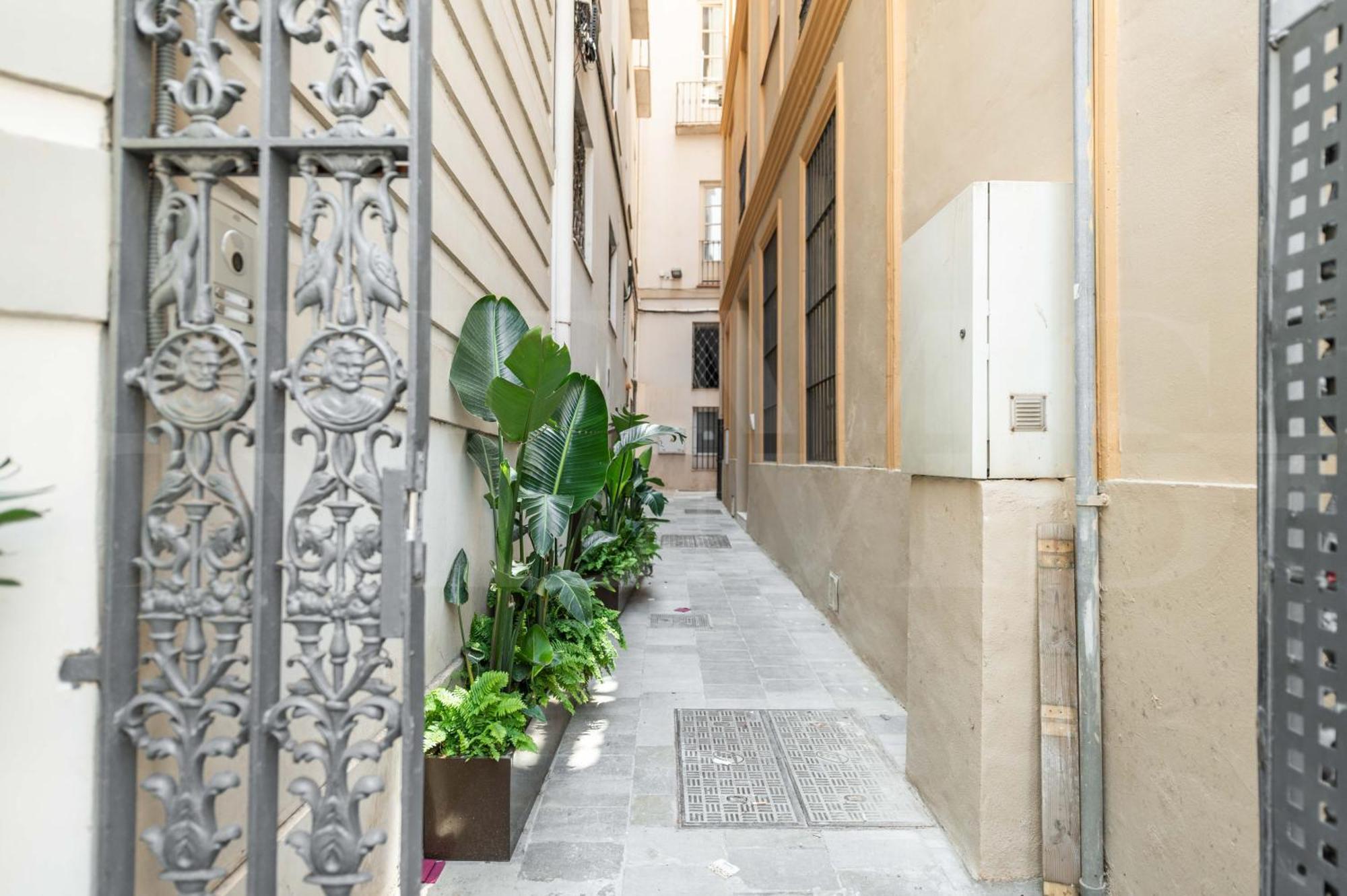 Apartment Deluxe - Historic Center By Rems