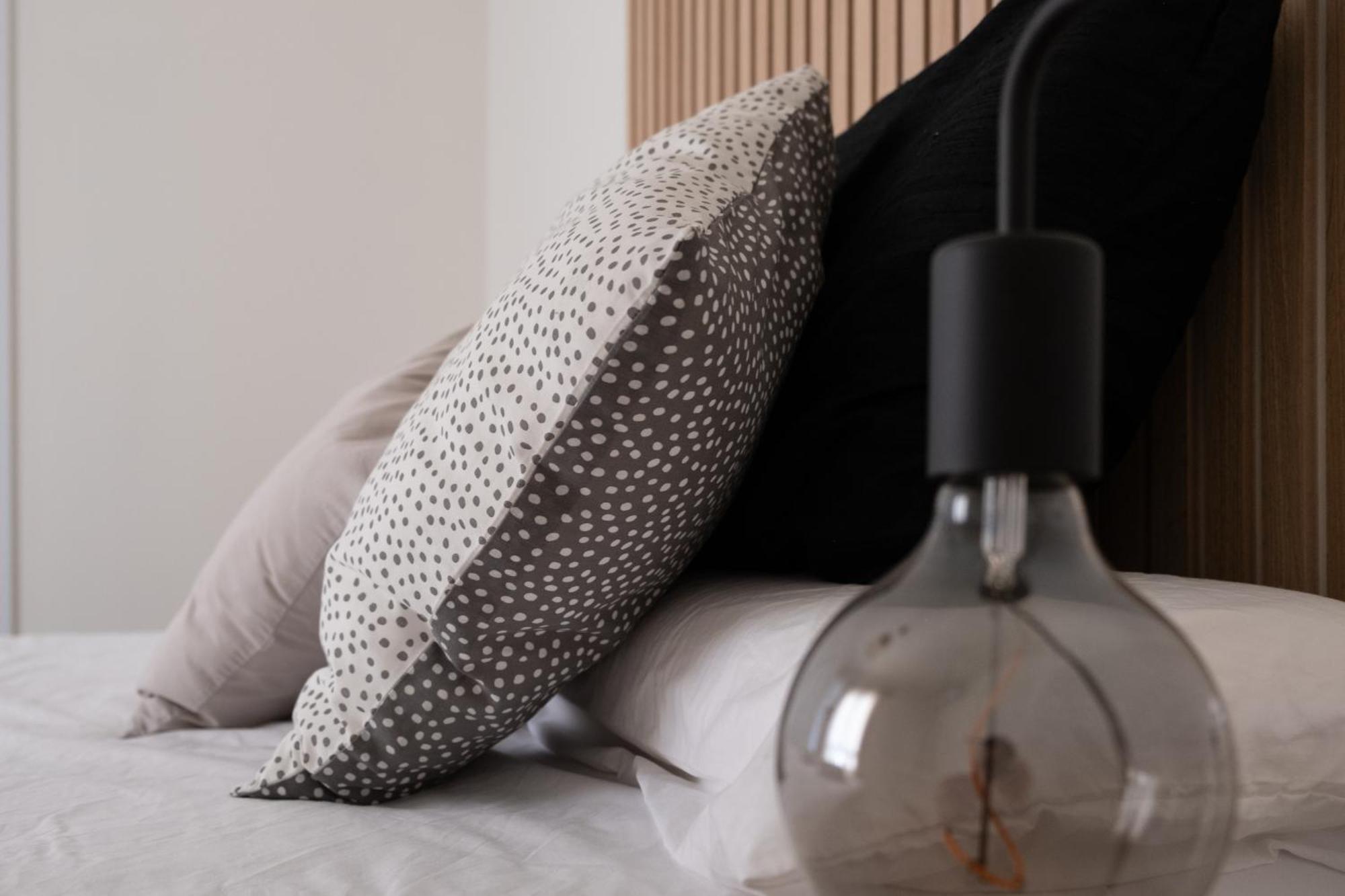Victoria's Modern And Cosy 2 Bedroom *