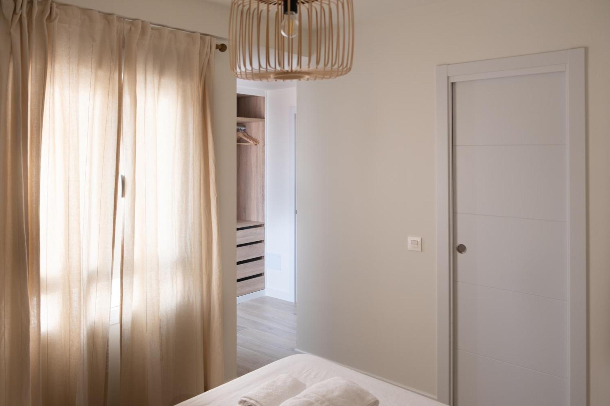 Victoria's Modern And Cosy 2 Bedroom
