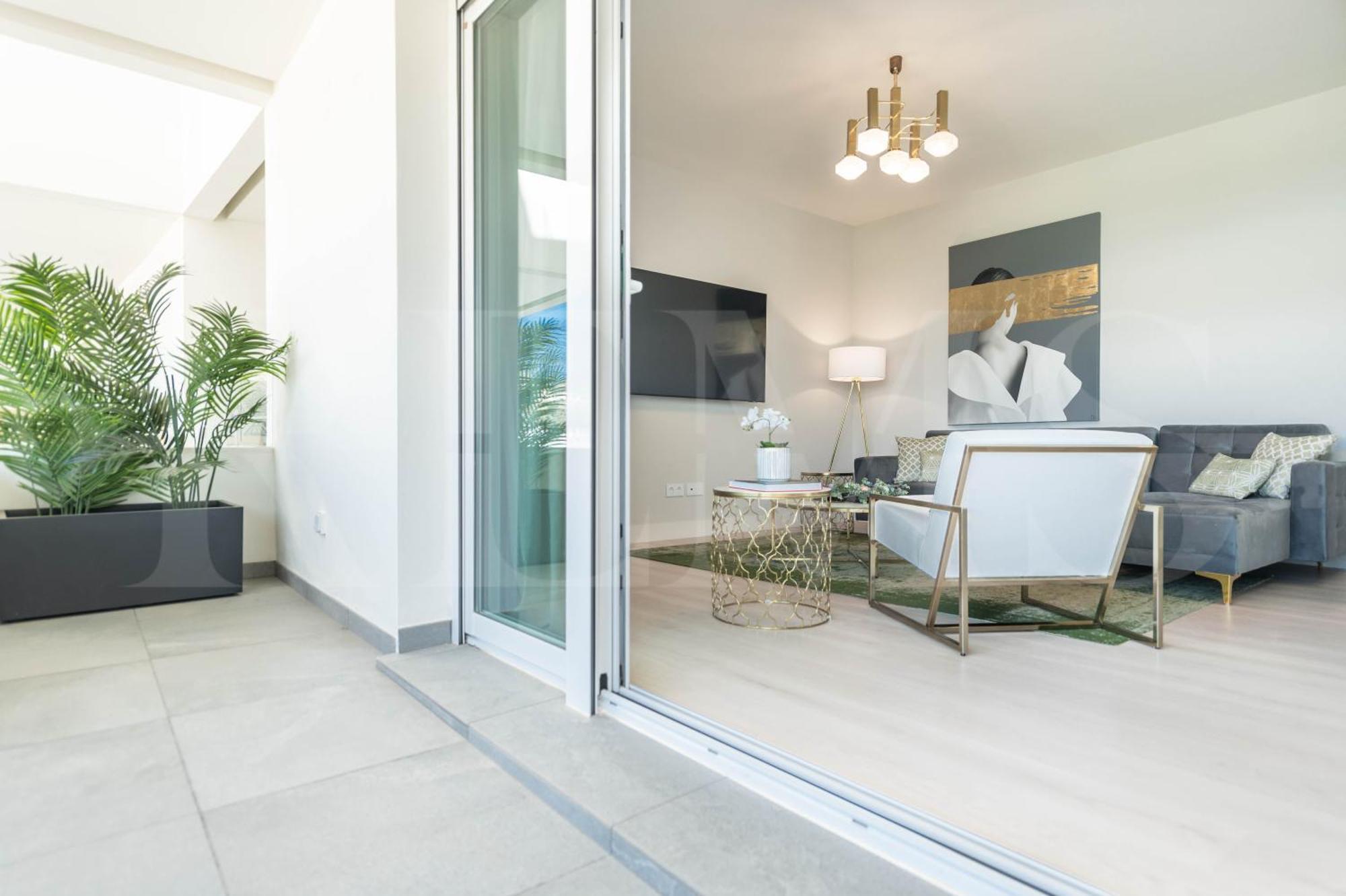 Apartamento With Parking, Gym & Terrace By Rems *